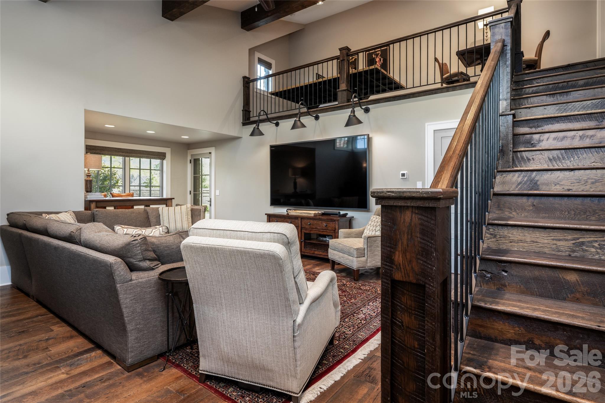 18 Fairsted Drive — Asheville