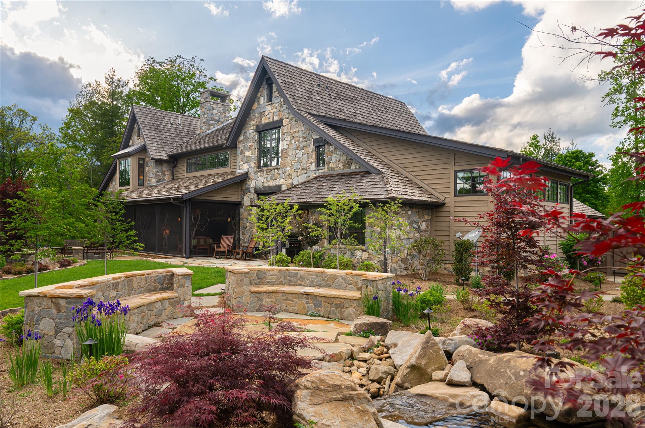 18 Fairsted Drive — Asheville