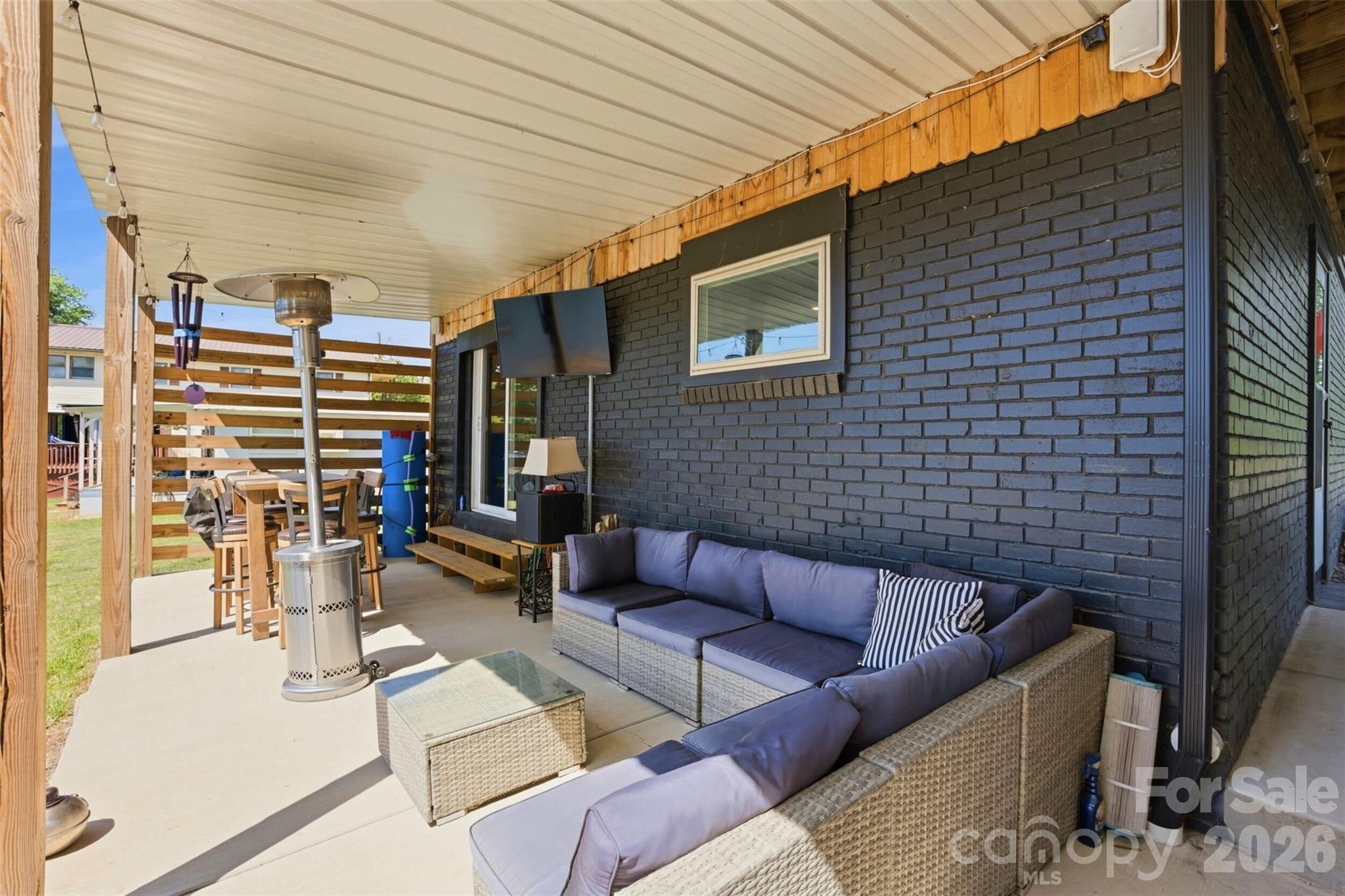 4473 Ridge Street — Claremont