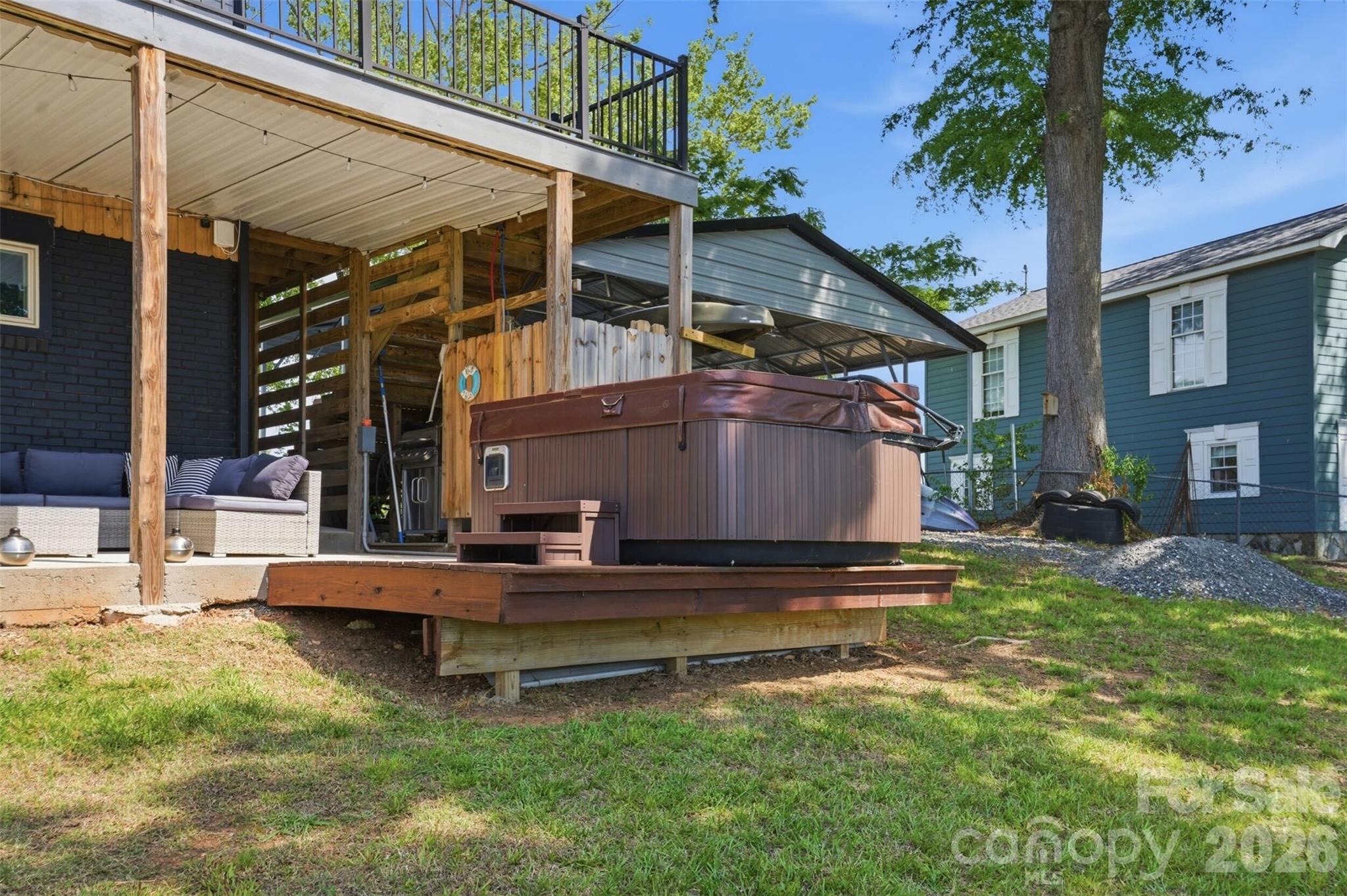 4473 Ridge Street — Claremont