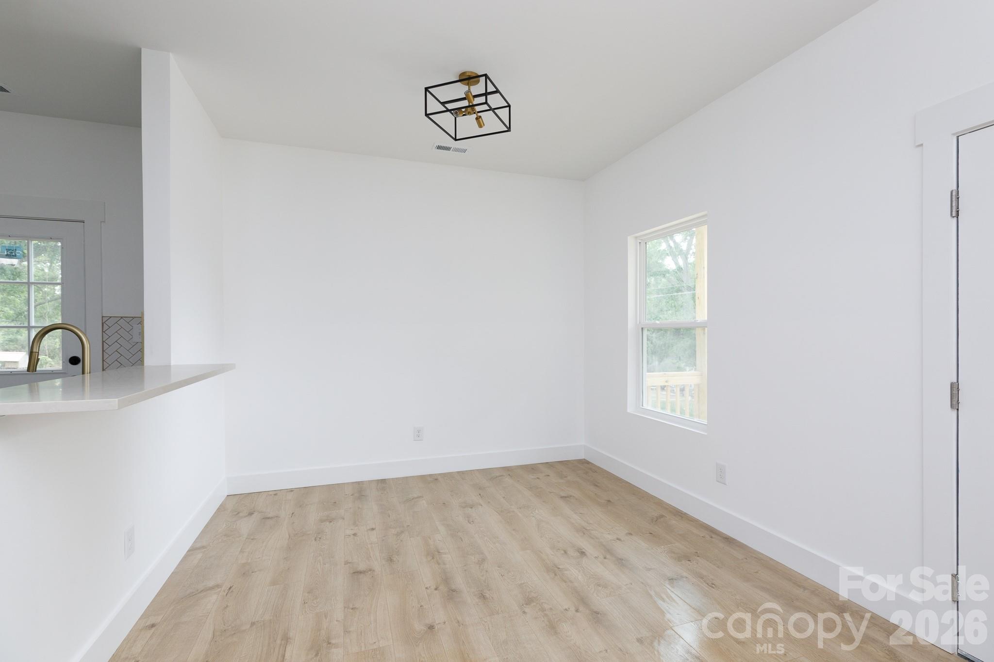 7.5 Wilson Avenue — Great Falls