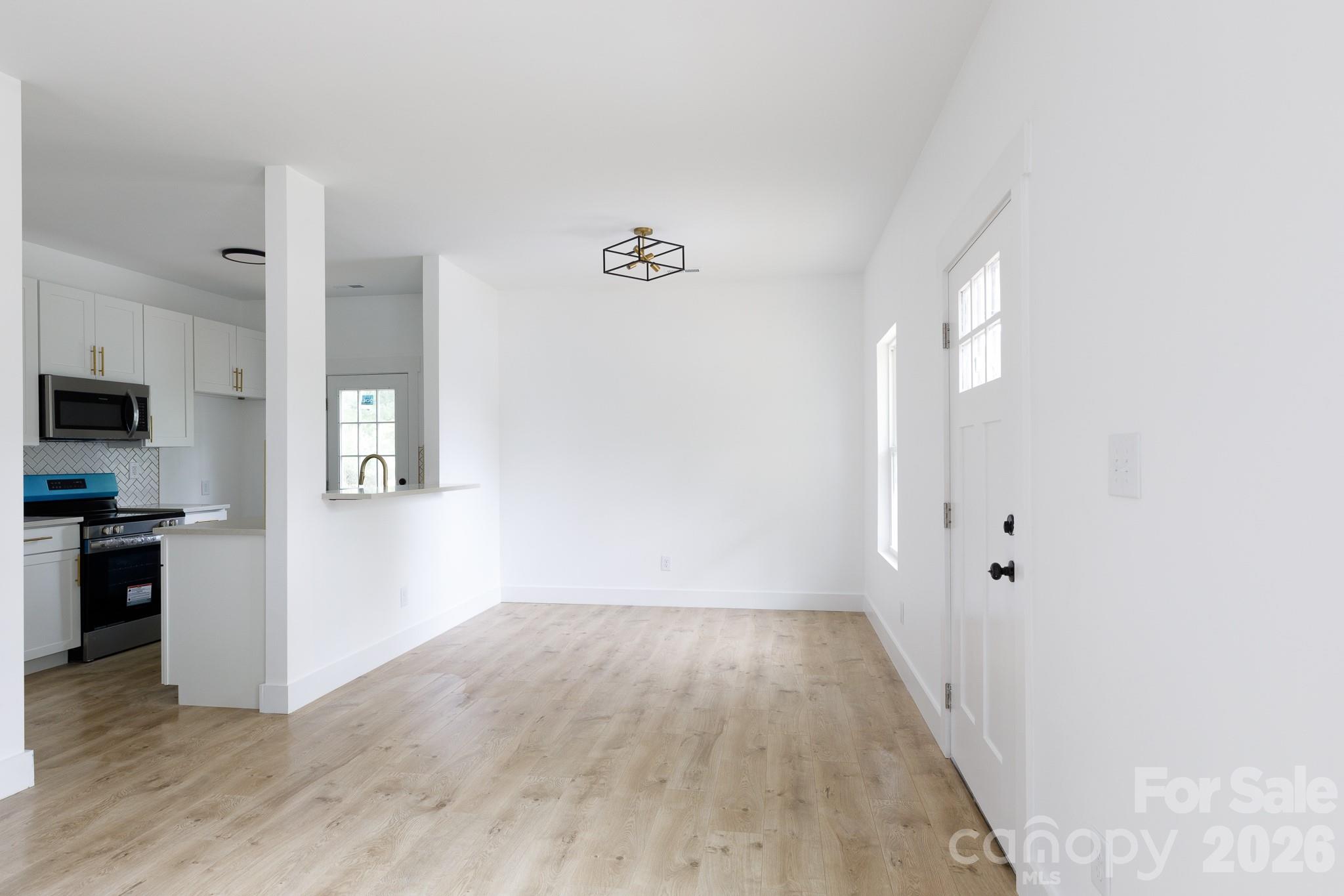 7.5 Wilson Avenue — Great Falls