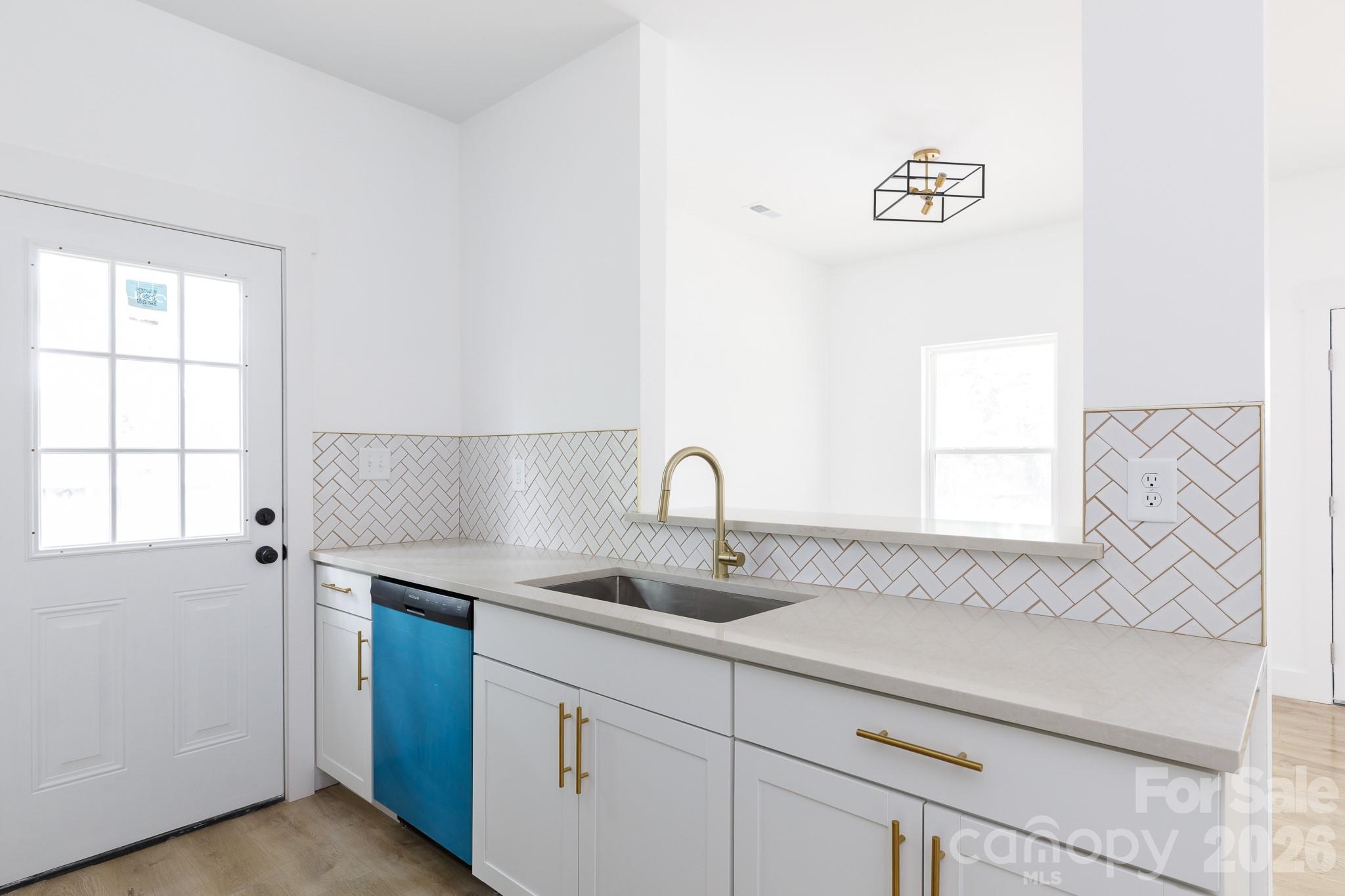 7.5 Wilson Avenue — Great Falls