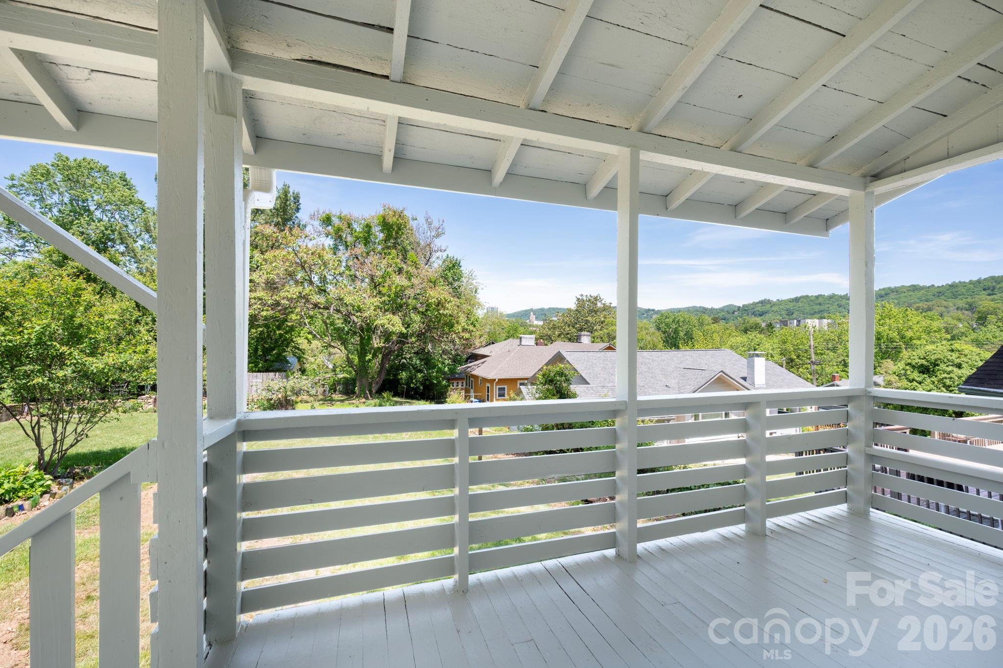 39 Bartlett Street — Asheville