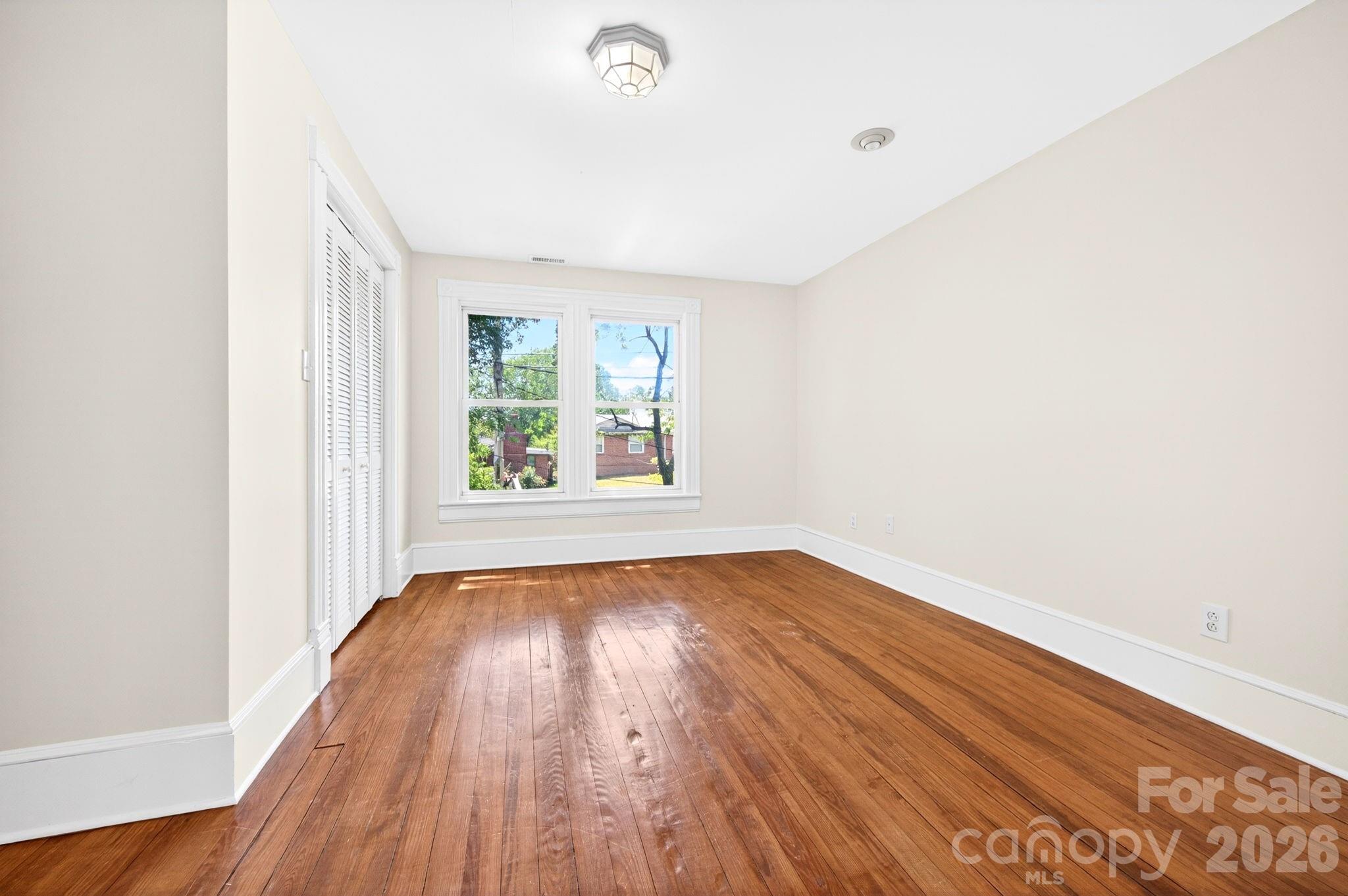 39 Bartlett Street — Asheville