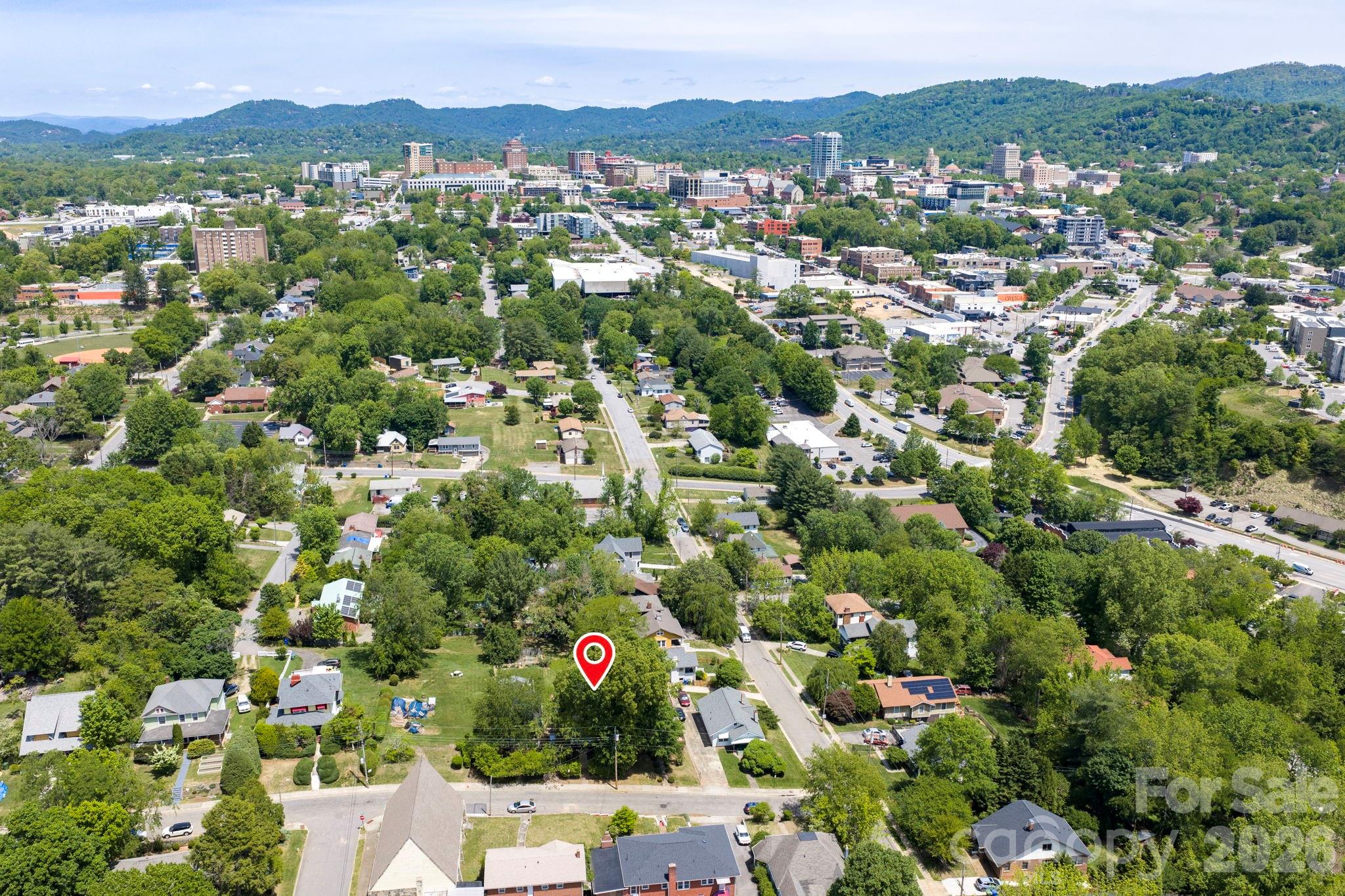39 Bartlett Street — Asheville