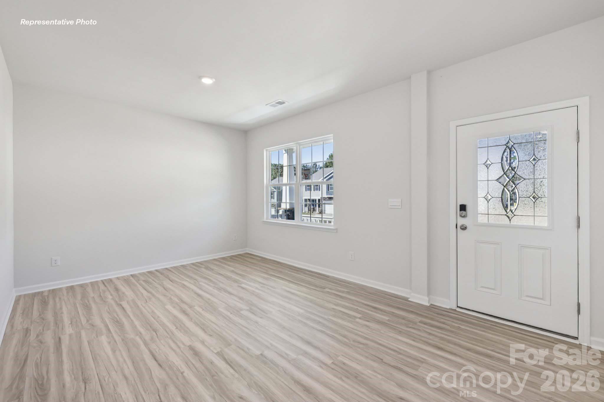 601 17th Avenue Drive NE — Hickory