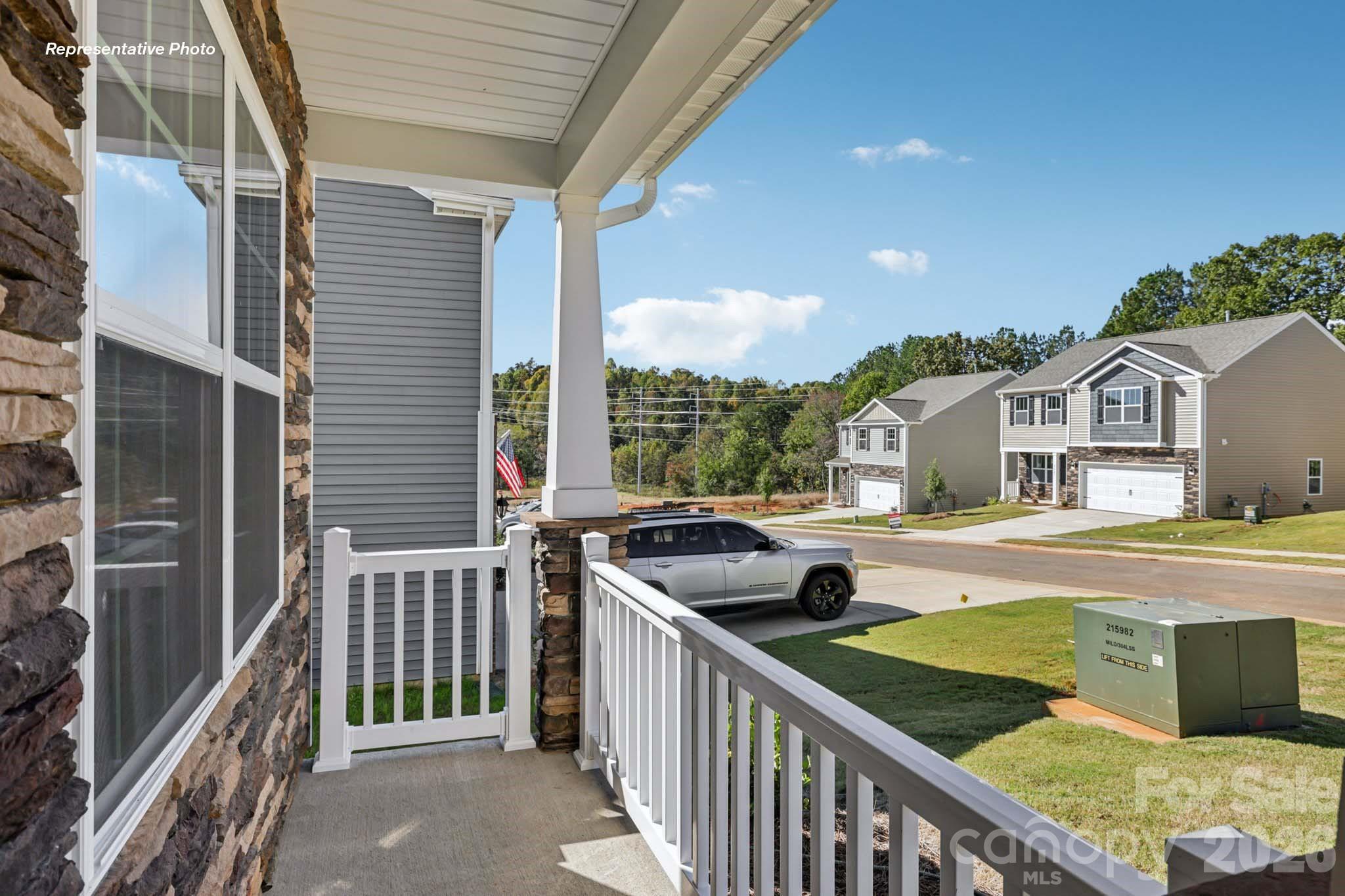 601 17th Avenue Drive NE — Hickory
