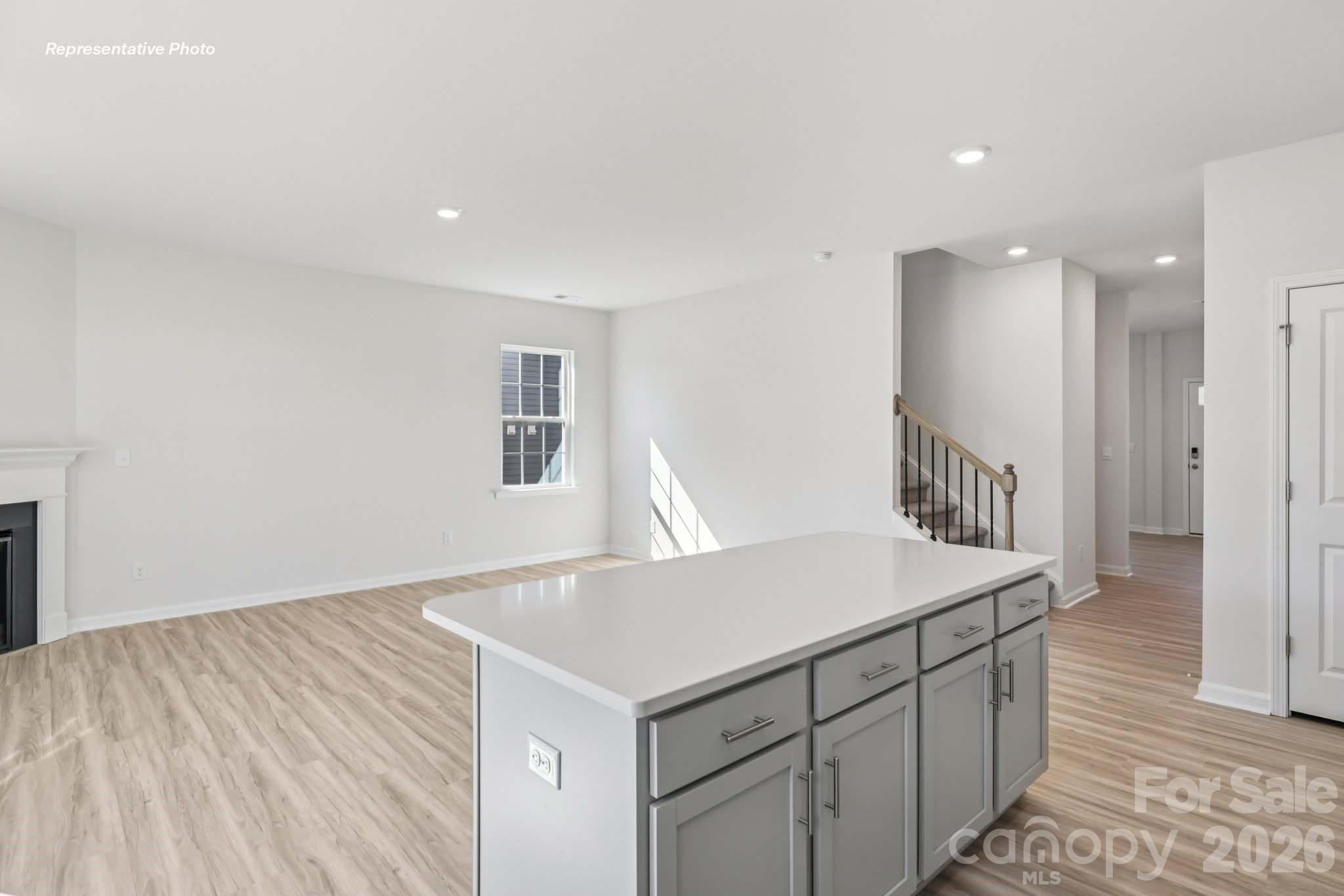 601 17th Avenue Drive NE — Hickory