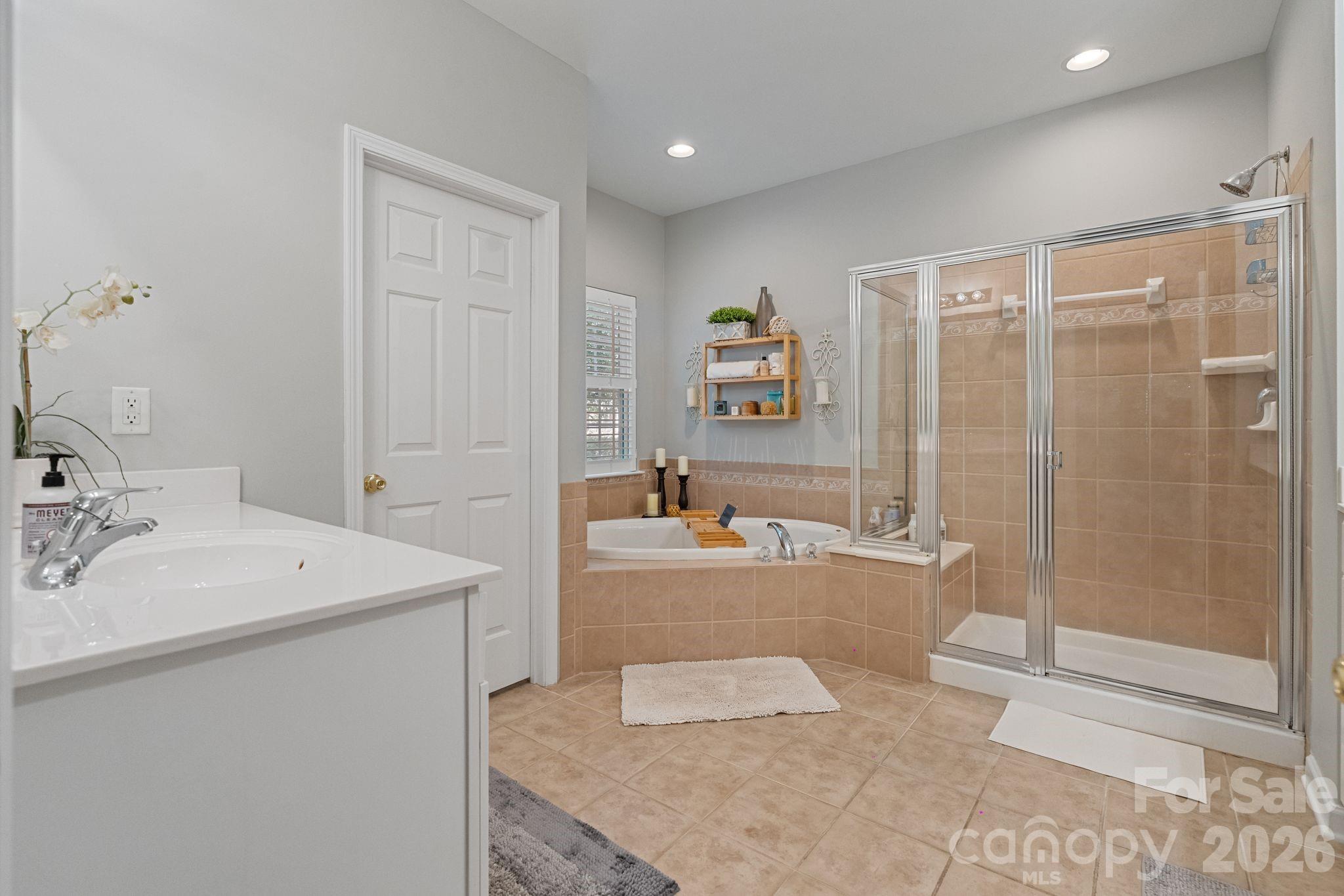 1020 Butterburr Drive — Matthews