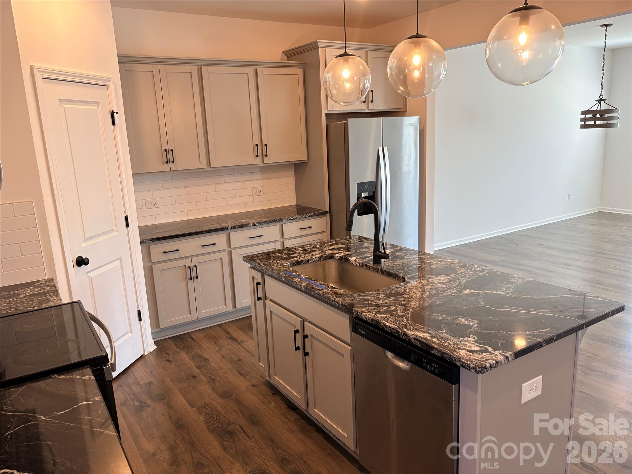 514 Station Street — Clover