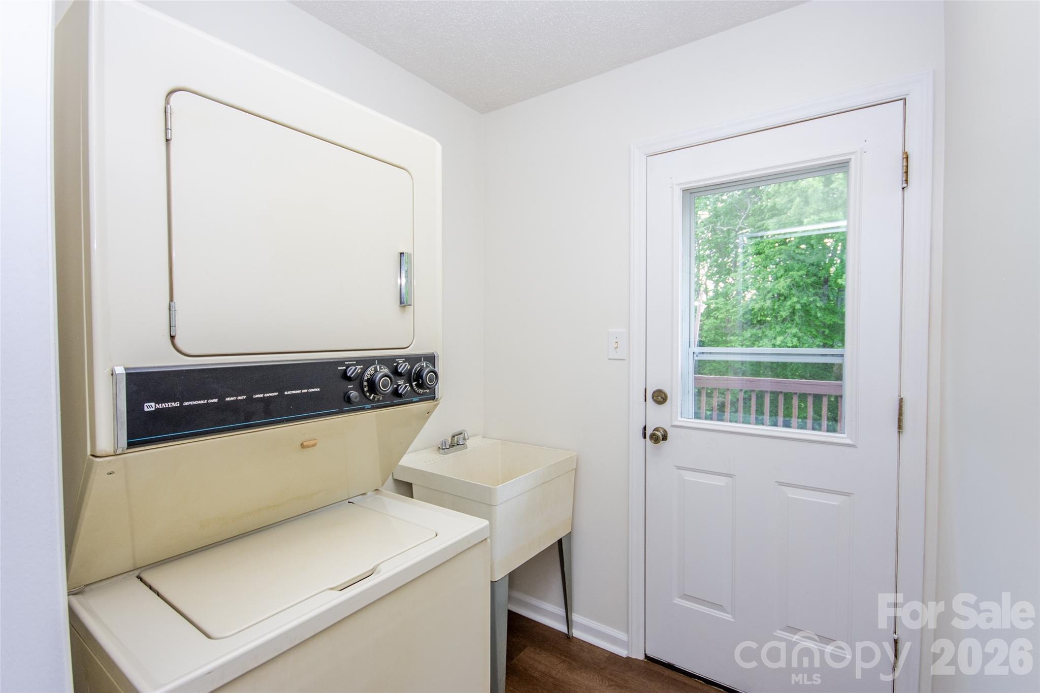 350 Josey Road — Statesville