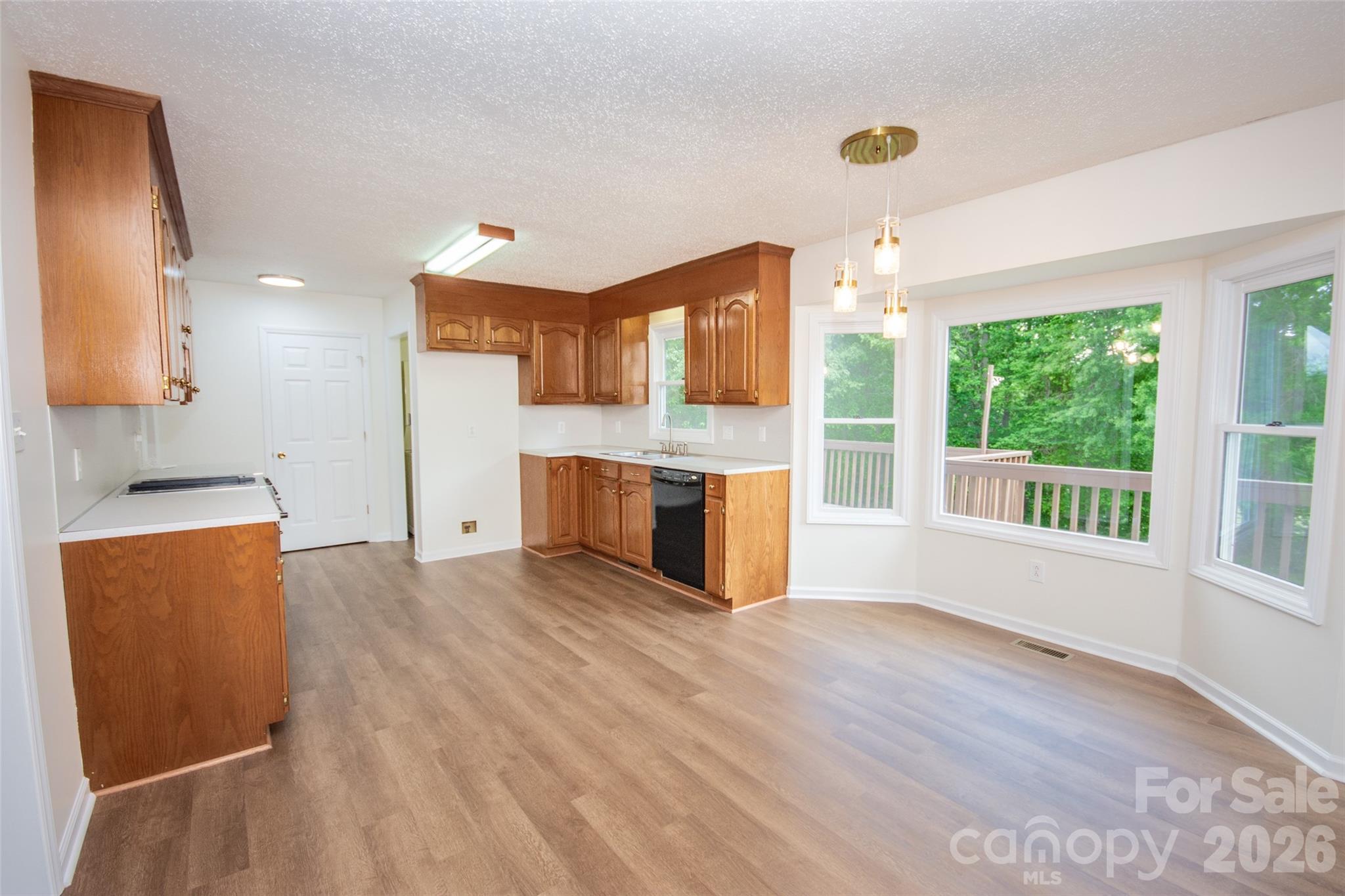 350 Josey Road — Statesville