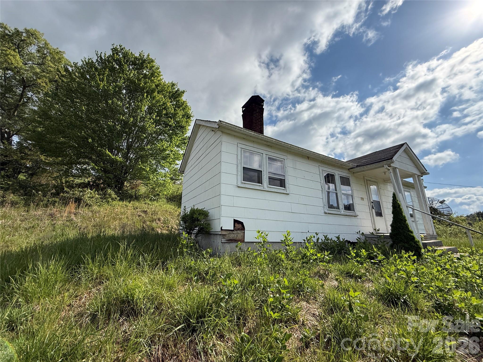 176 Laurel Branch Cemetery Road — Weaverville