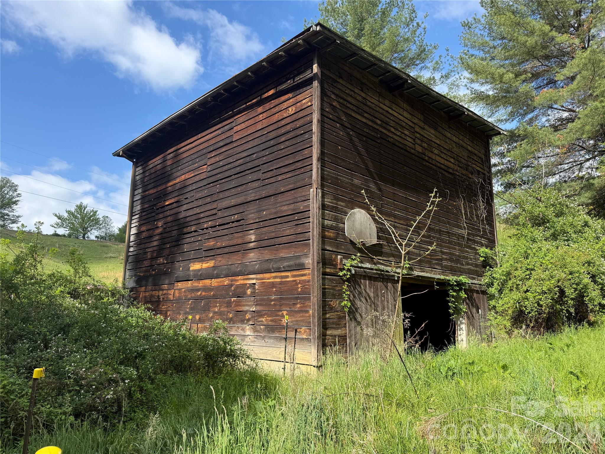 176 Laurel Branch Cemetery Road — Weaverville