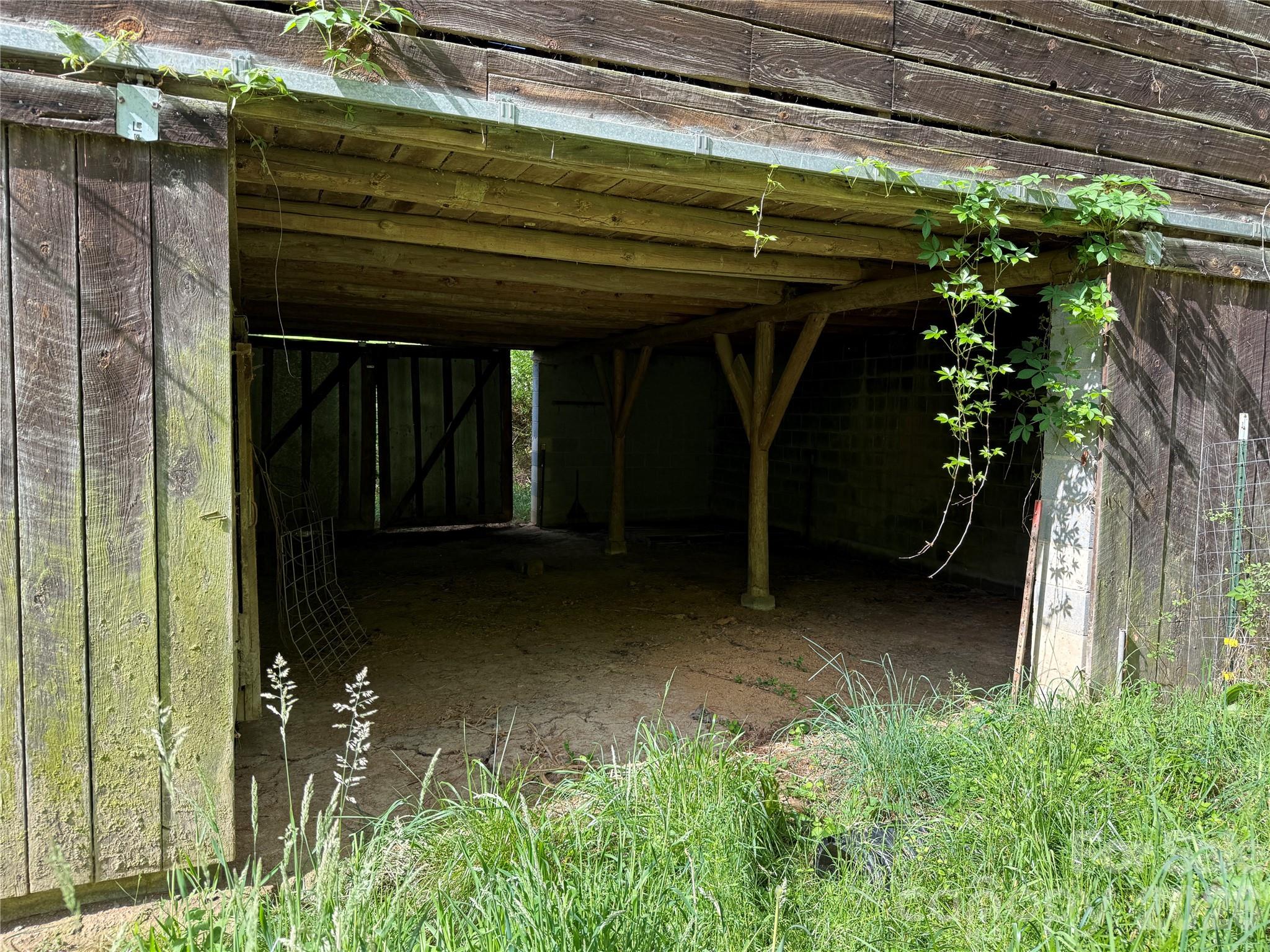 176 Laurel Branch Cemetery Road — Weaverville