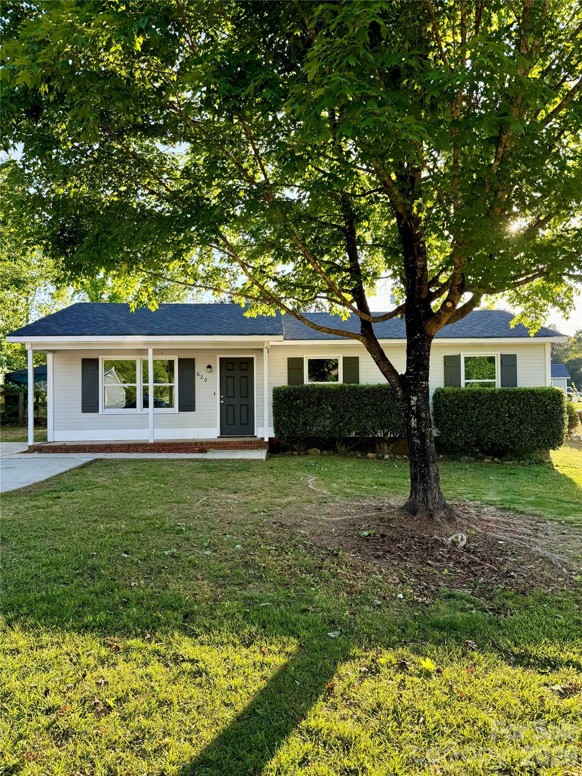 620 Creekridge Drive — Monroe