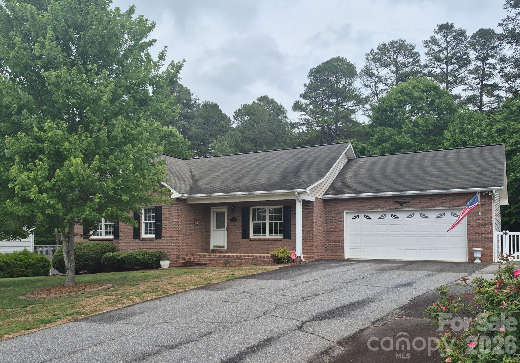 5126 Silver Tree Trail — Conover