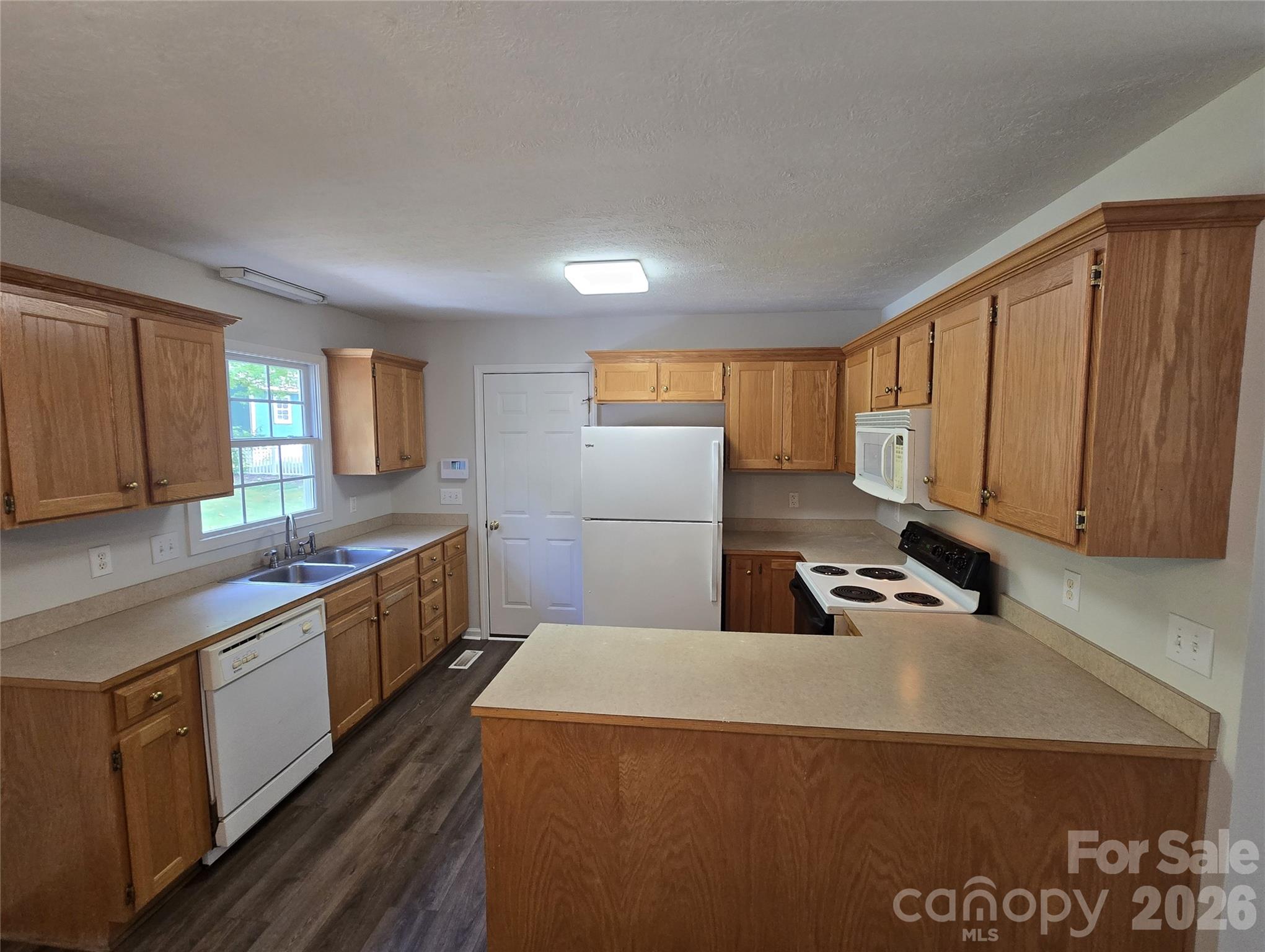 5126 Silver Tree Trail — Conover