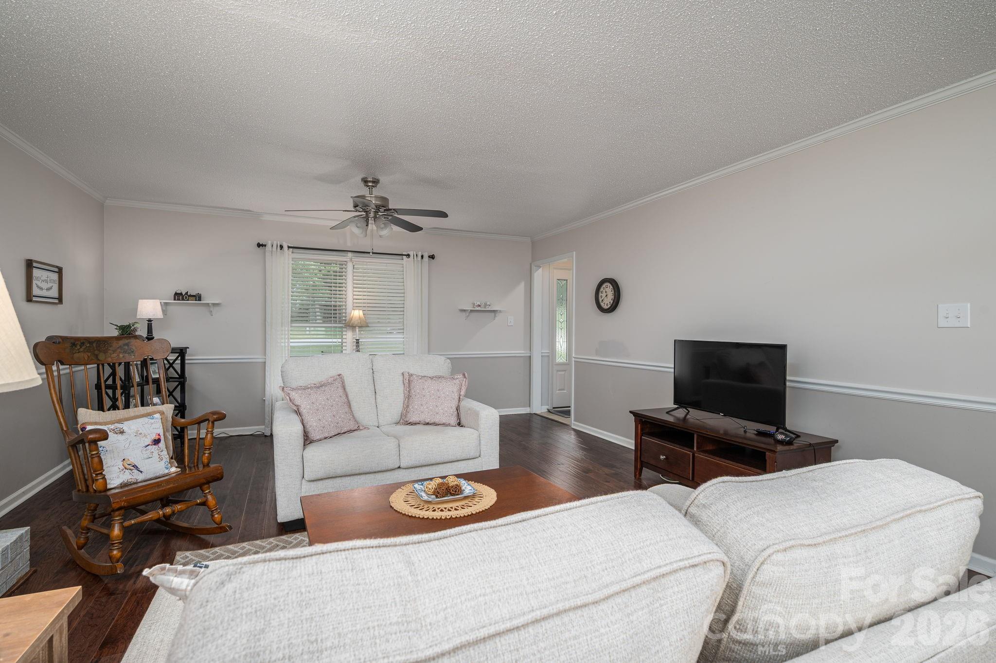 1657 Stallion Way — Gastonia