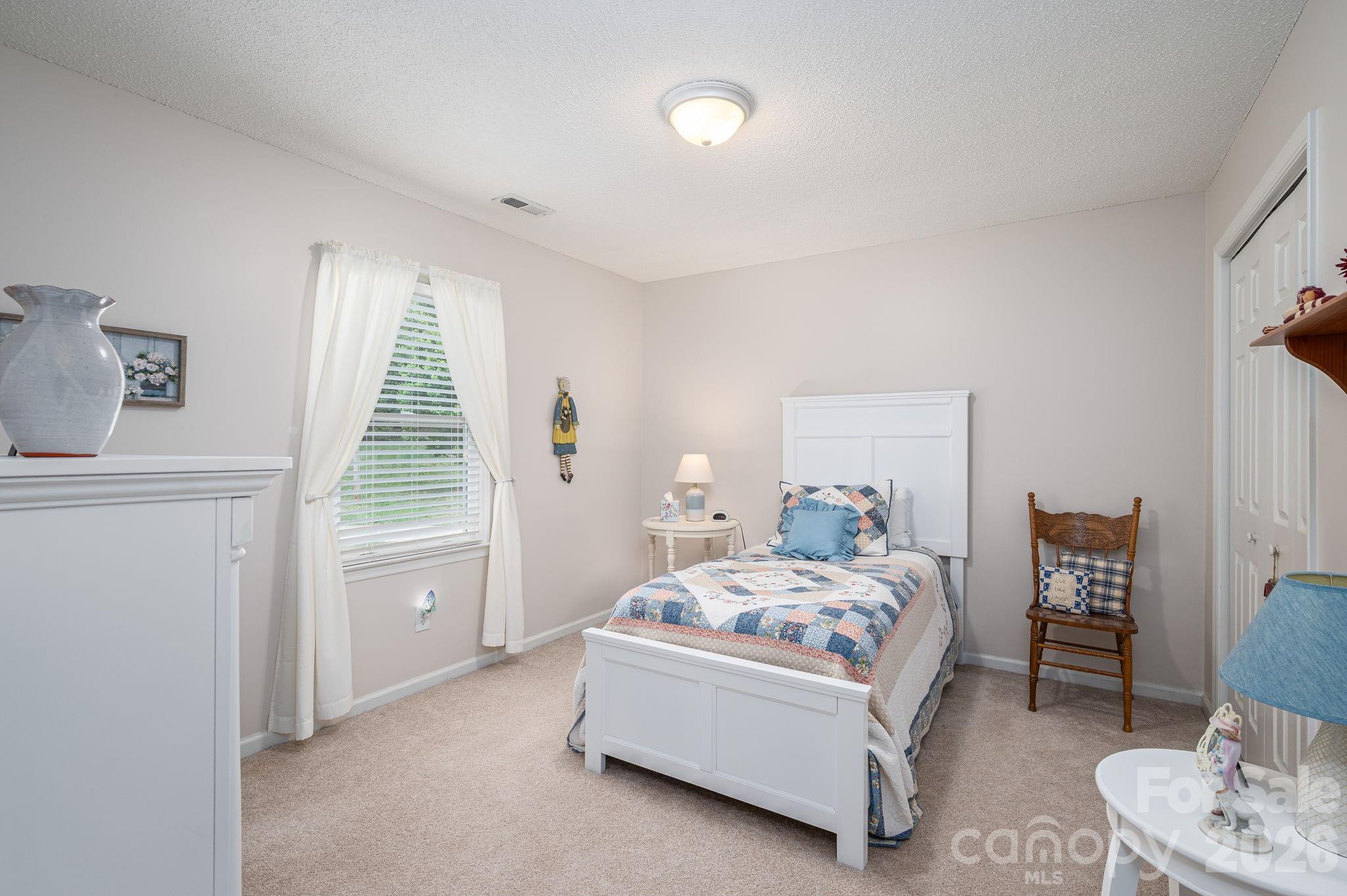 1657 Stallion Way — Gastonia