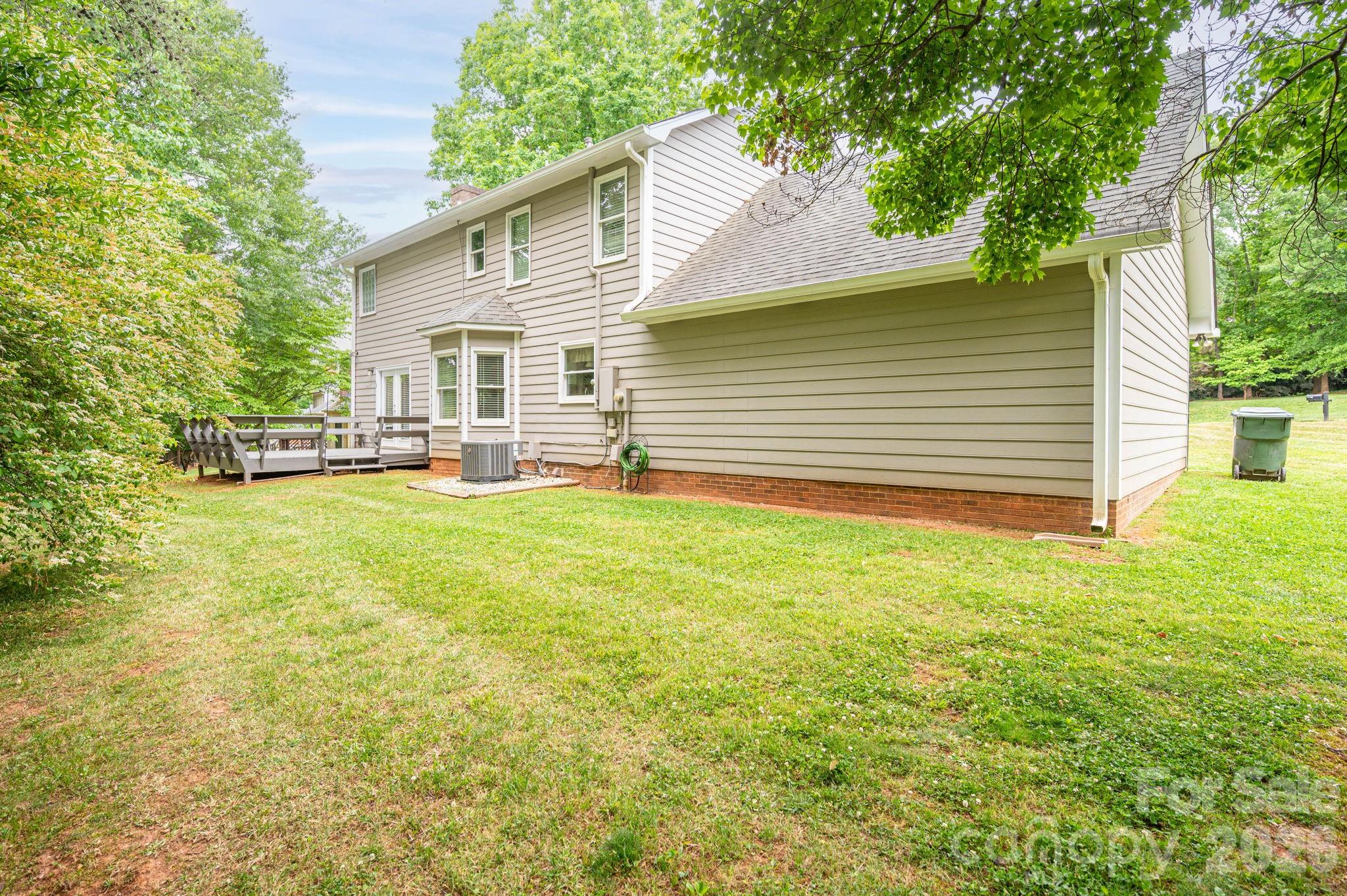 1657 Stallion Way — Gastonia