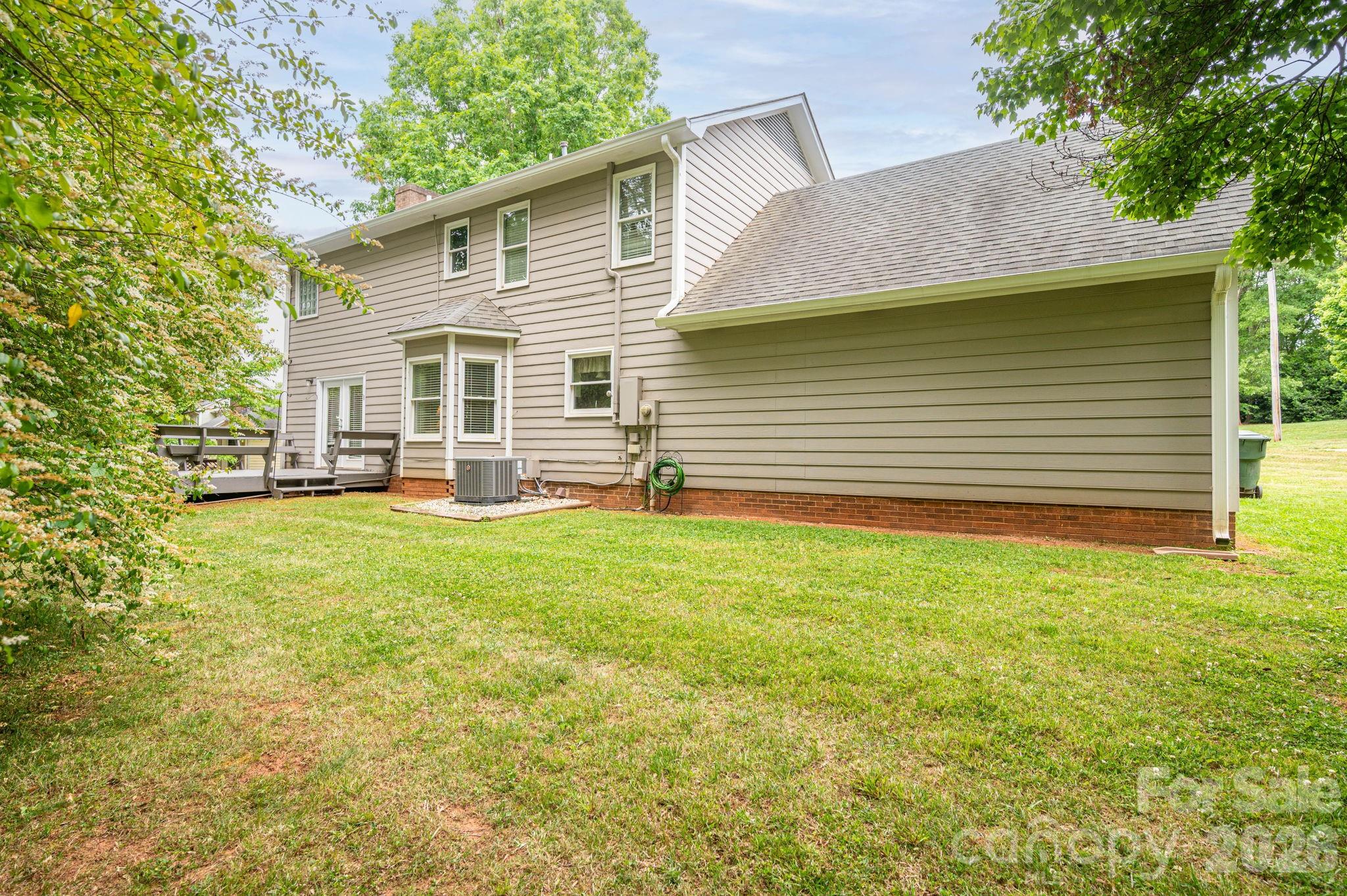 1657 Stallion Way — Gastonia