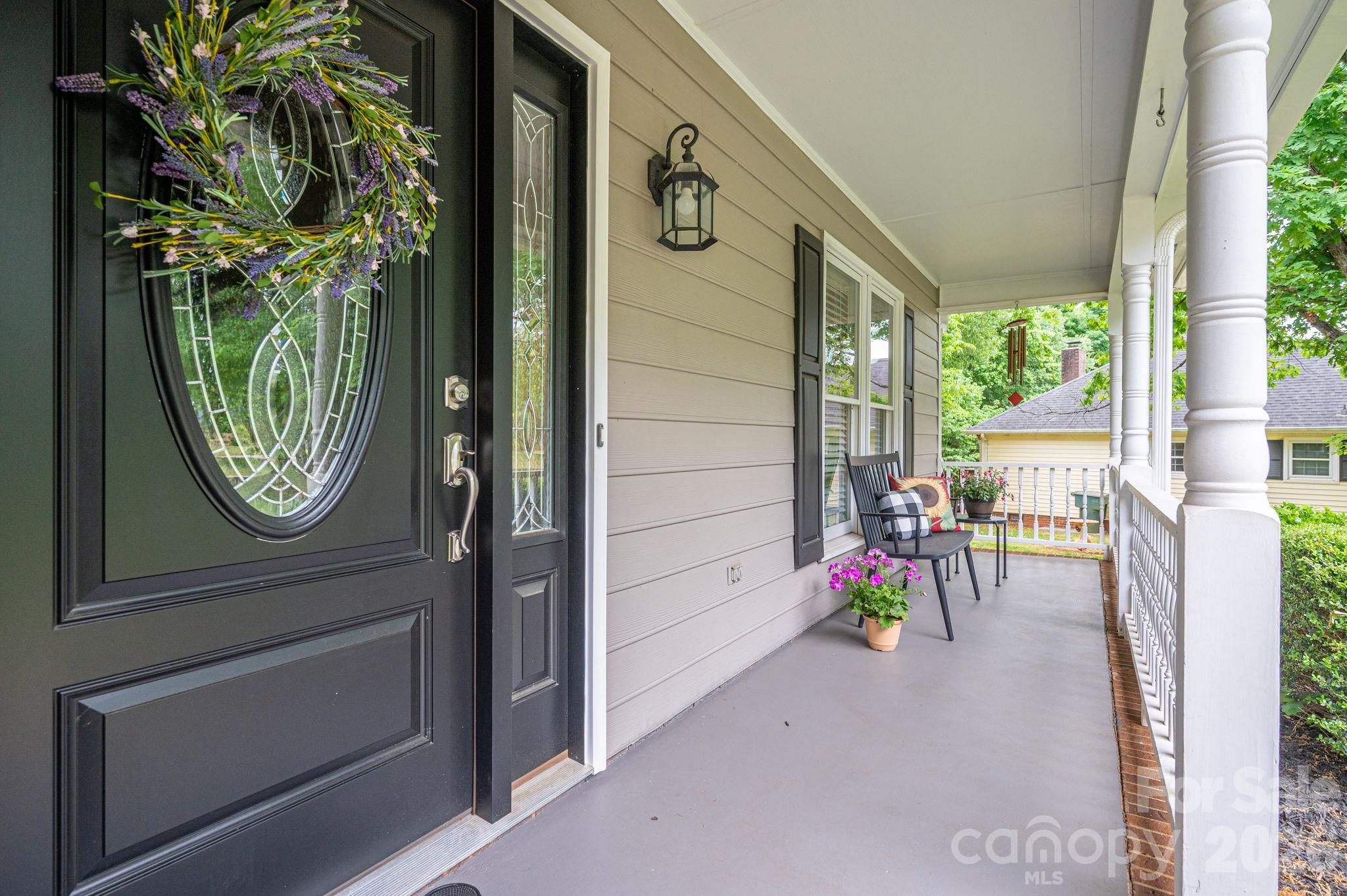 1657 Stallion Way — Gastonia