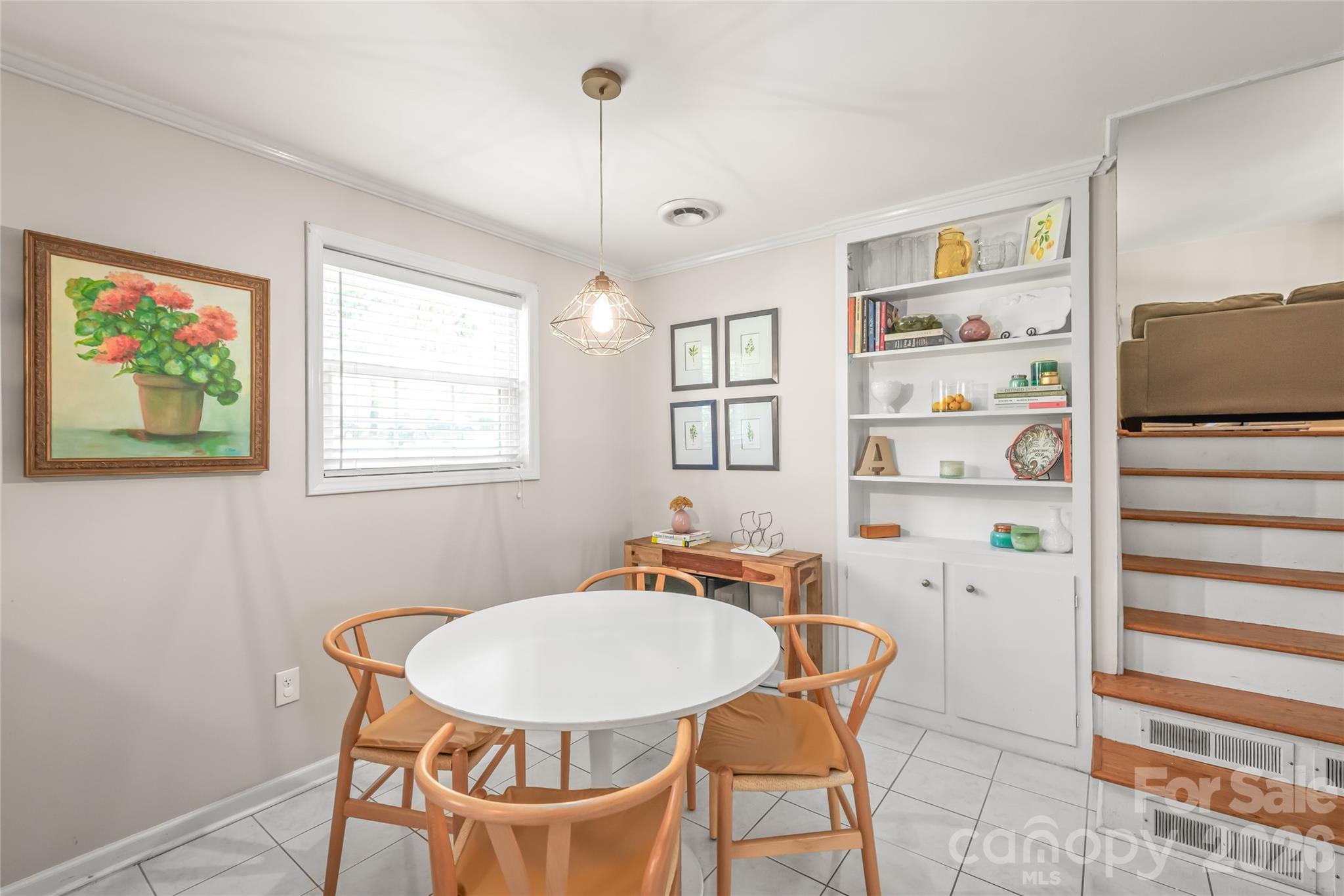 2912 Spring Valley Road — Charlotte