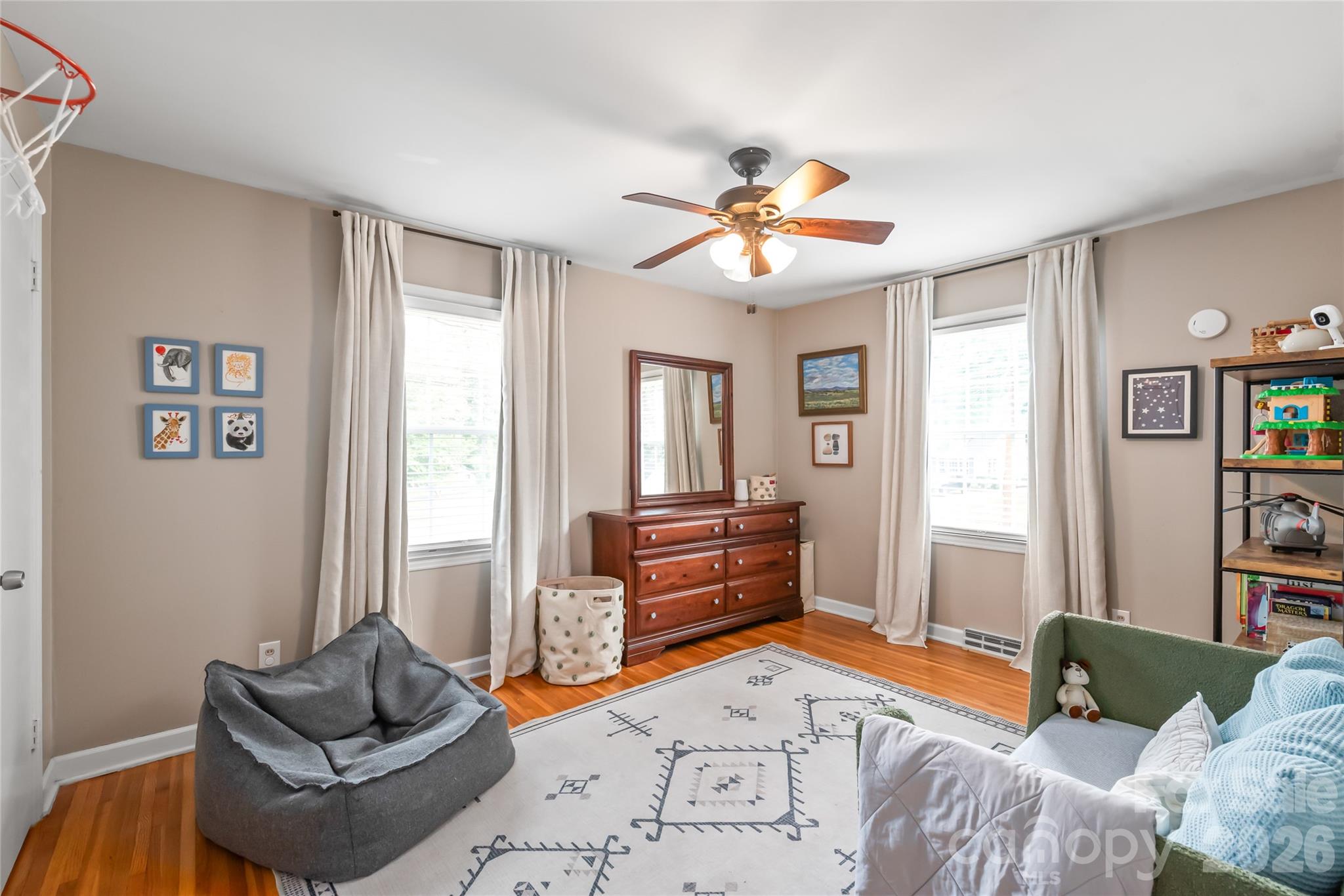 2912 Spring Valley Road — Charlotte