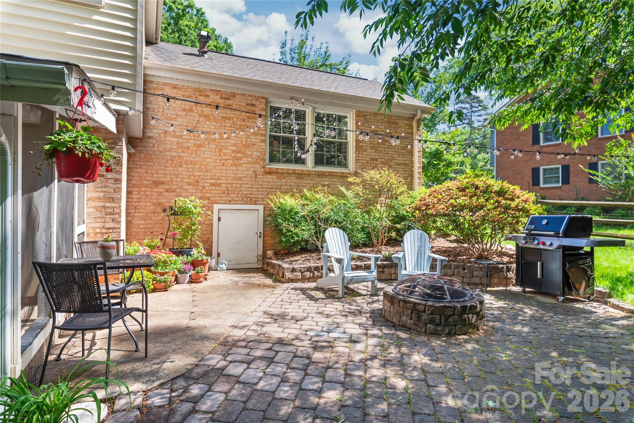 2912 Spring Valley Road — Charlotte