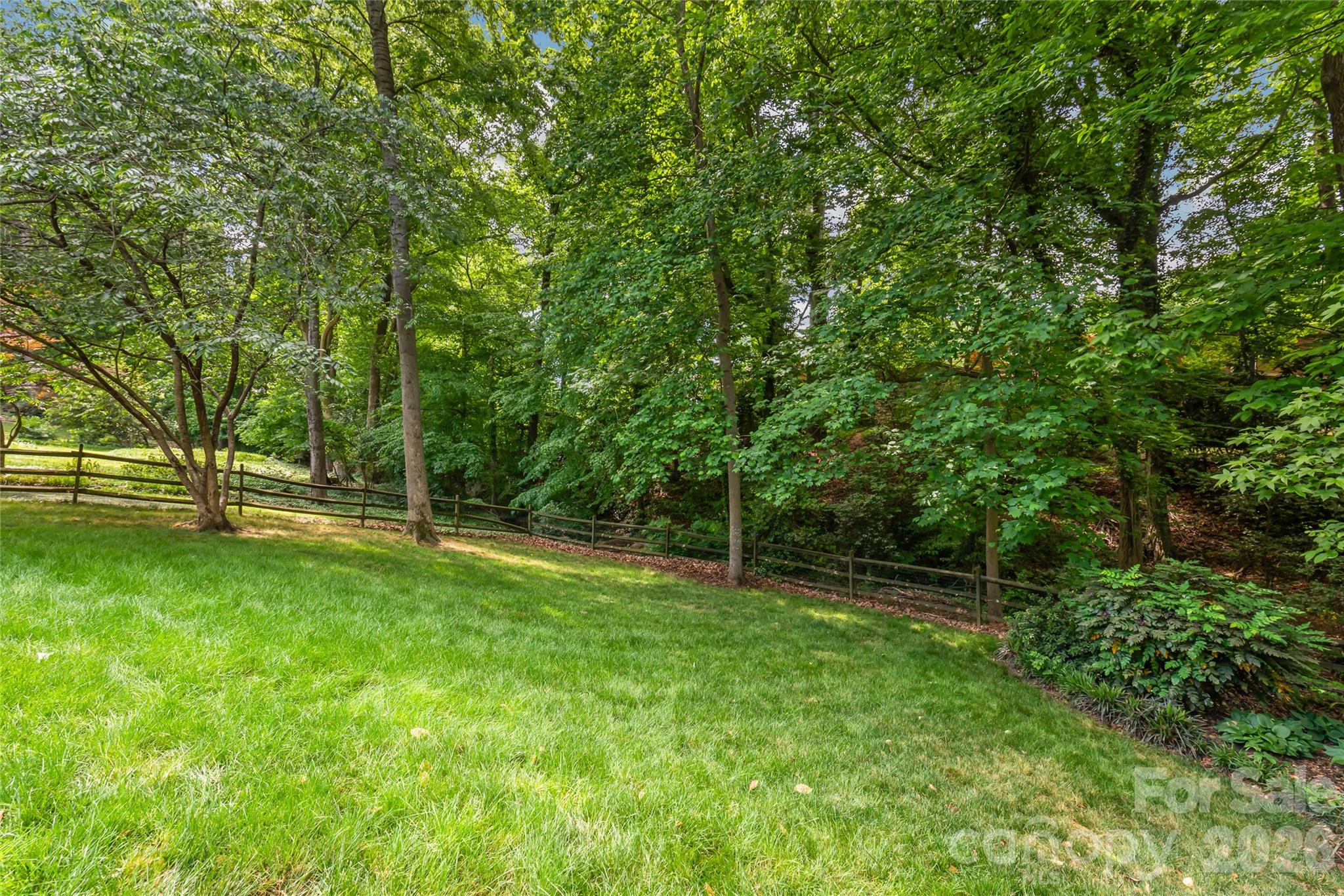 2912 Spring Valley Road — Charlotte