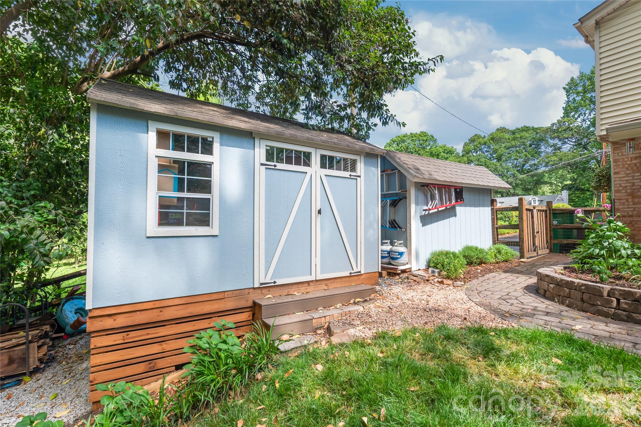 2912 Spring Valley Road — Charlotte