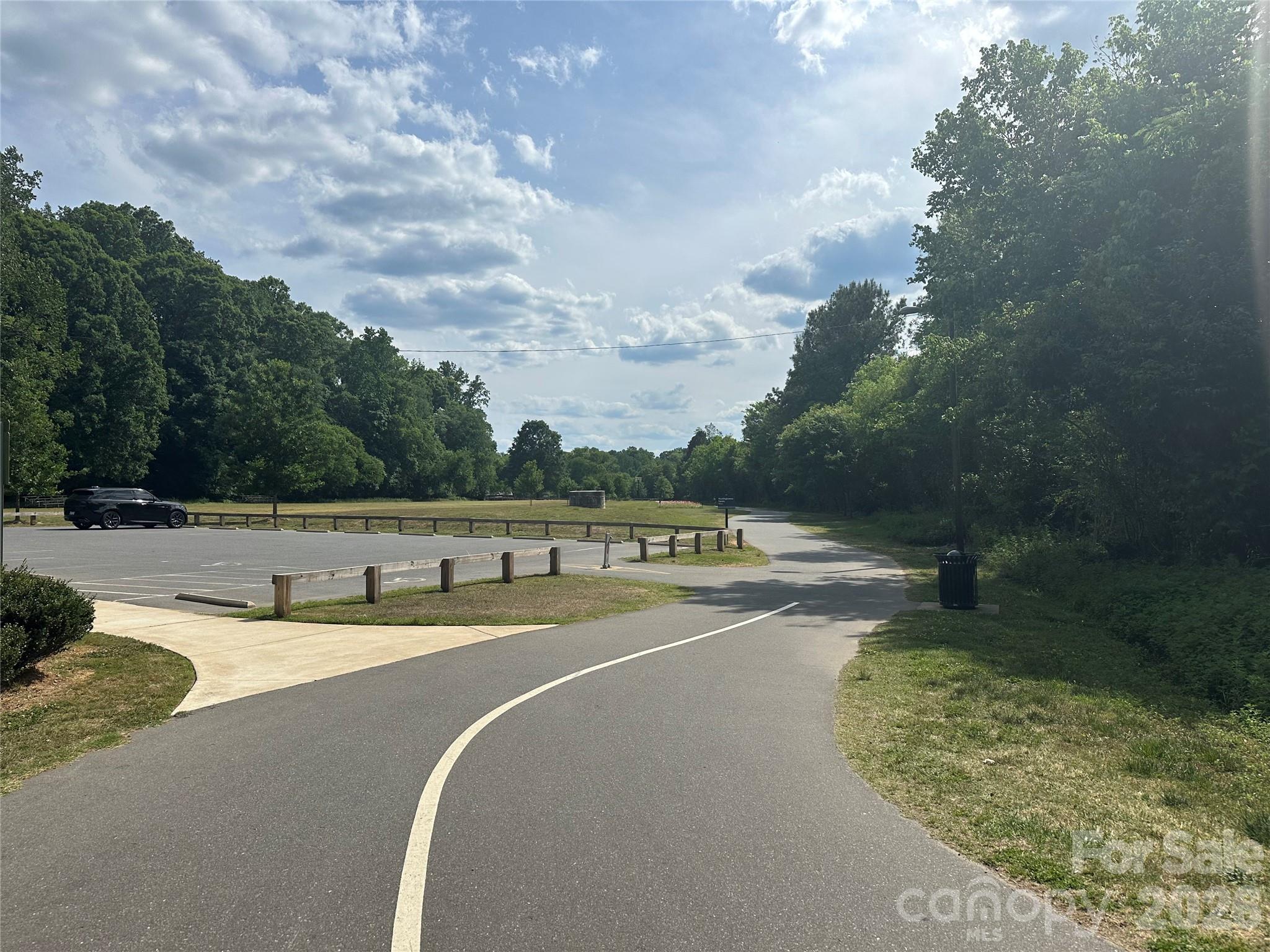 2912 Spring Valley Road — Charlotte
