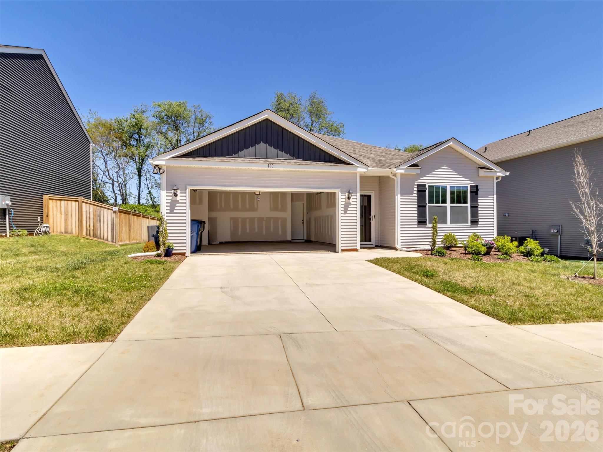 199 Farmwood Trail — Waynesville