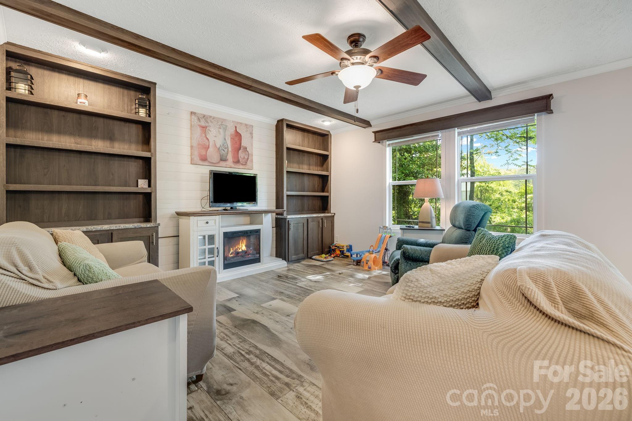 118 Bartram Way — Black Mountain