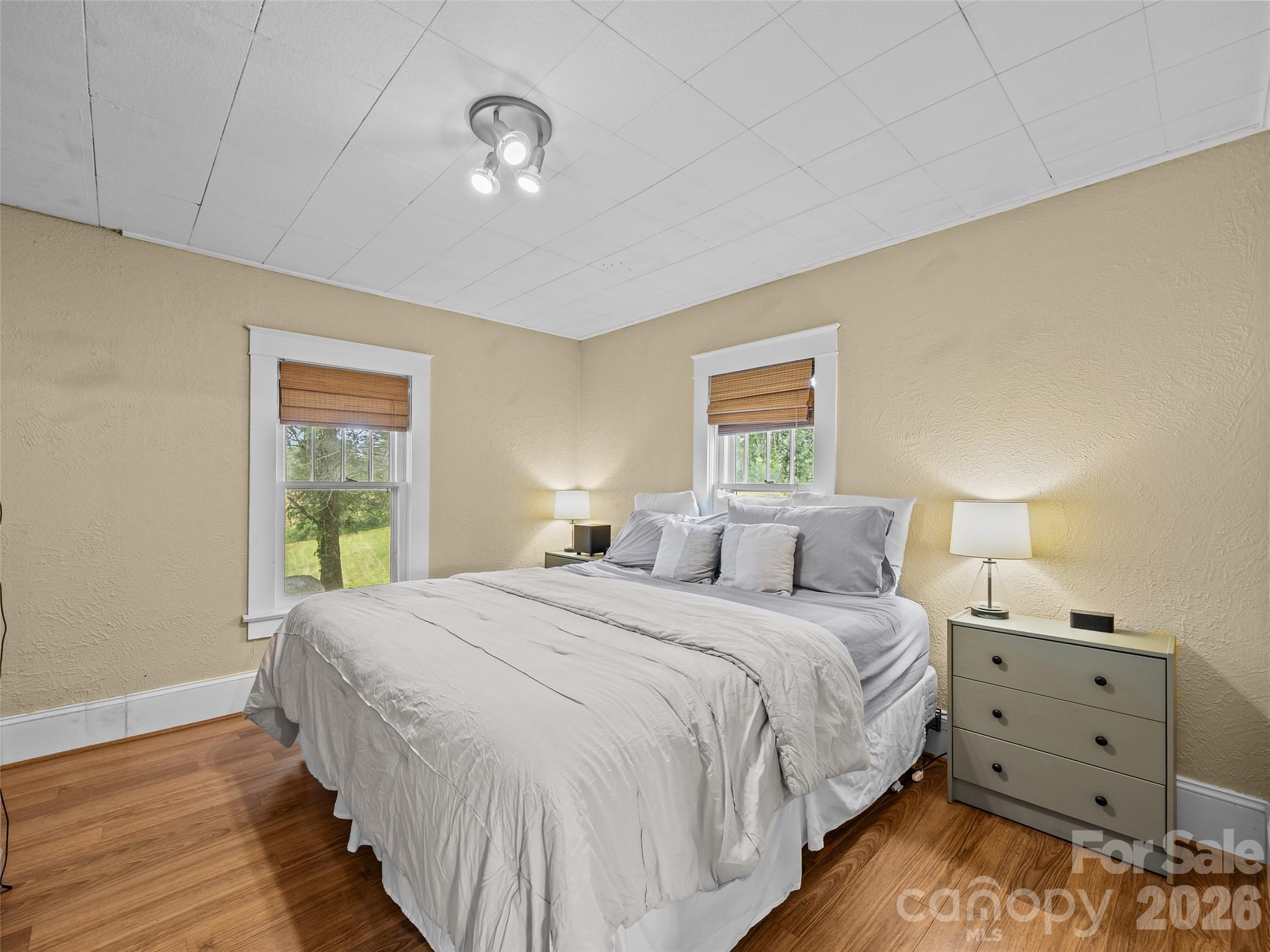 1305 Halltown Road — Spruce Pine