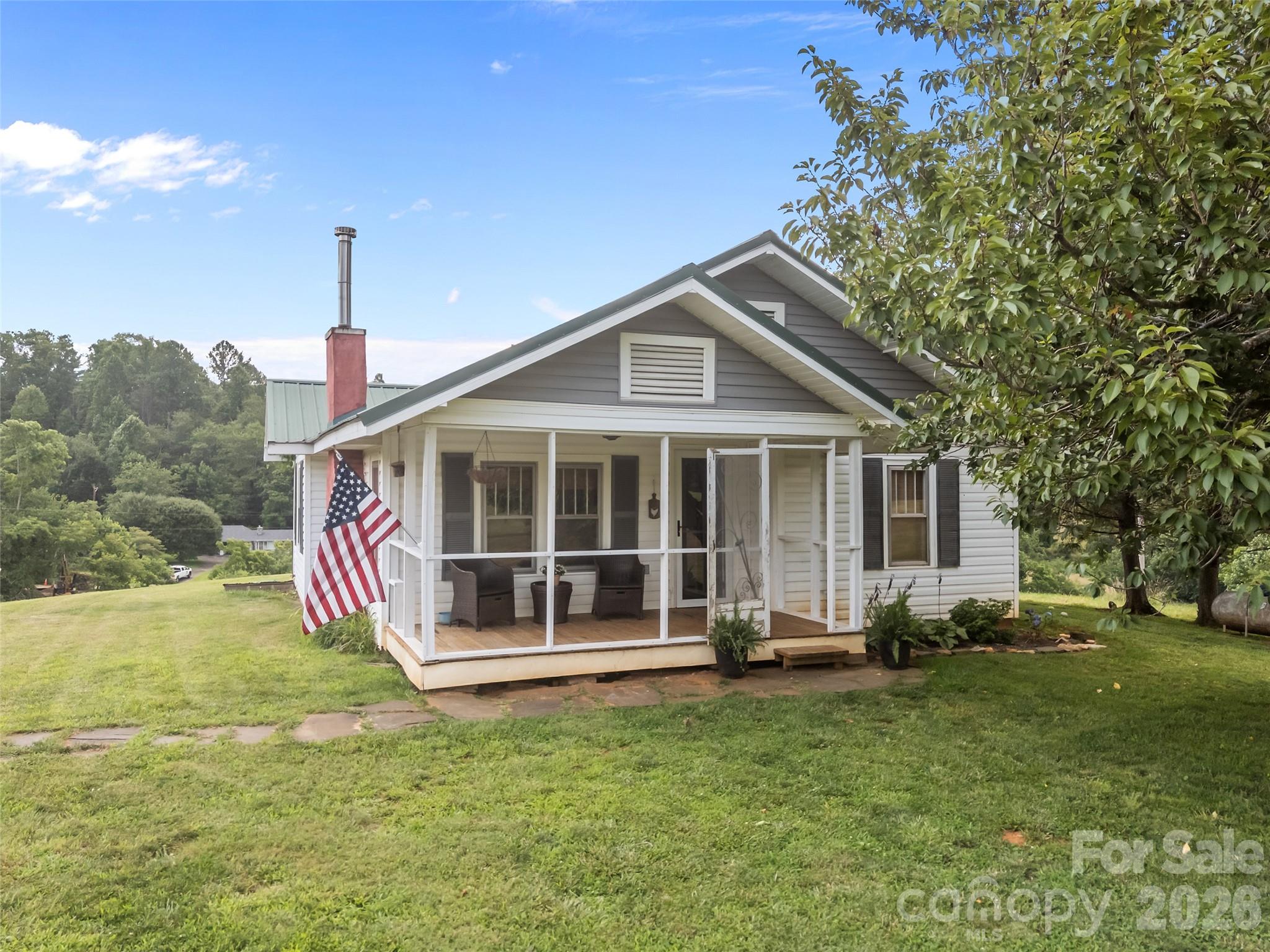 1305 Halltown Road — Spruce Pine