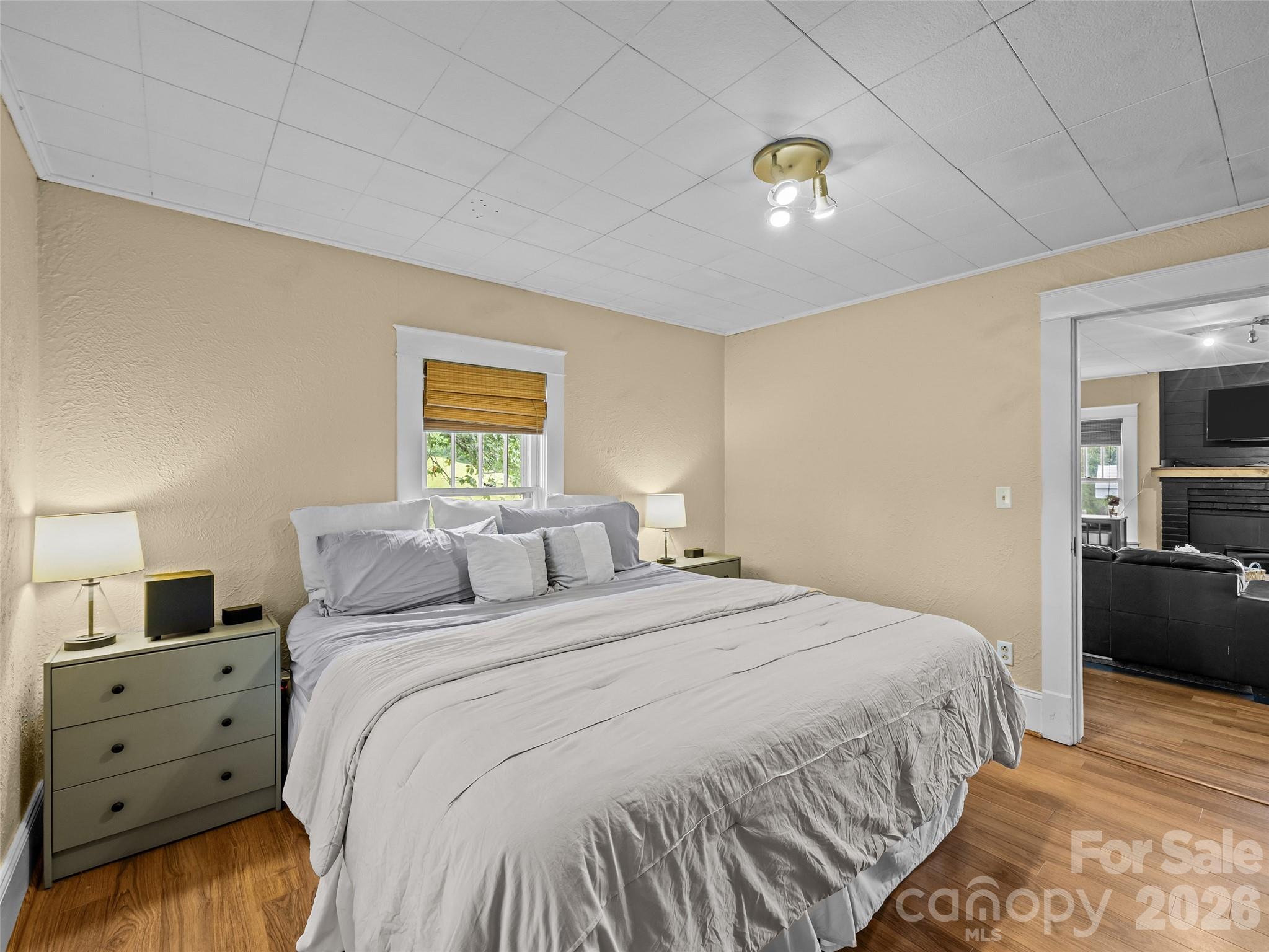 1305 Halltown Road — Spruce Pine