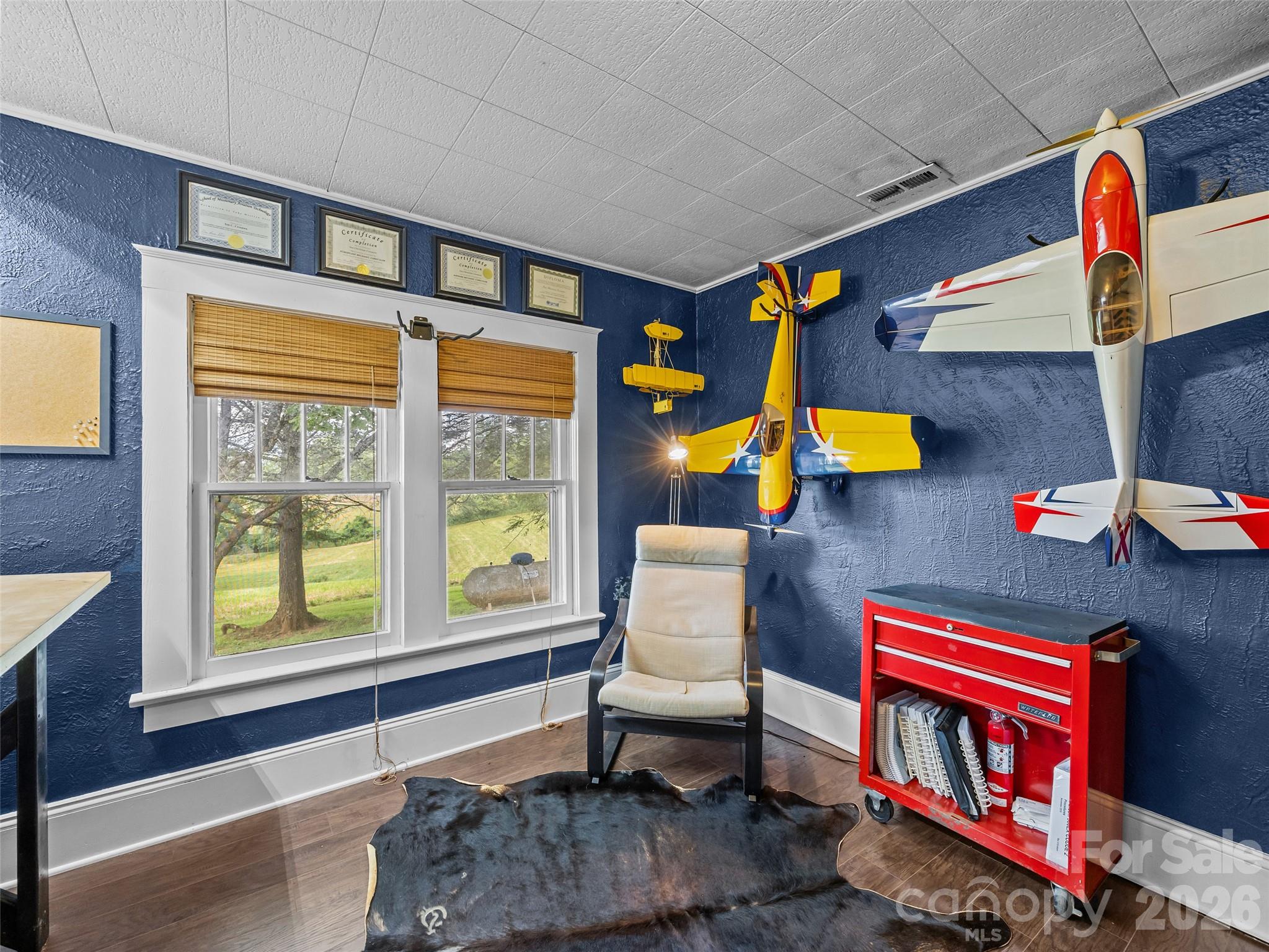 1305 Halltown Road — Spruce Pine