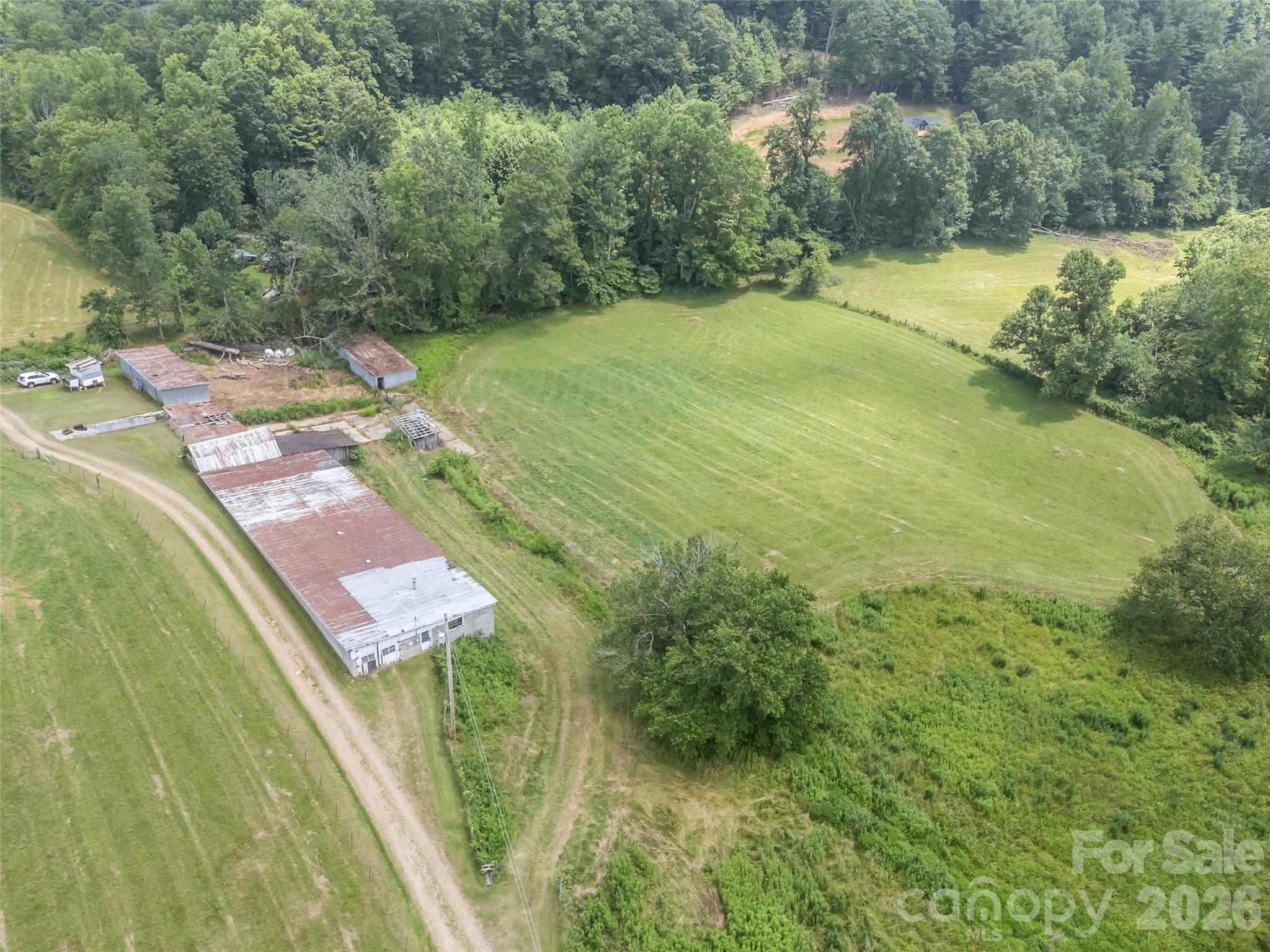 1305 Halltown Road — Spruce Pine