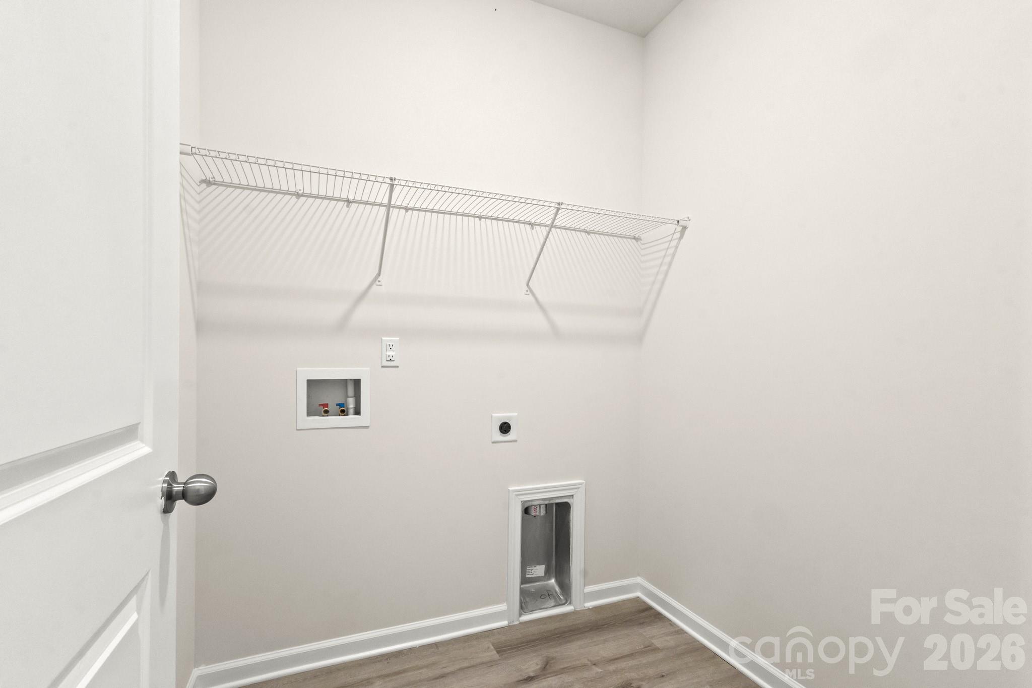 5041 Markfield Lane — Monroe