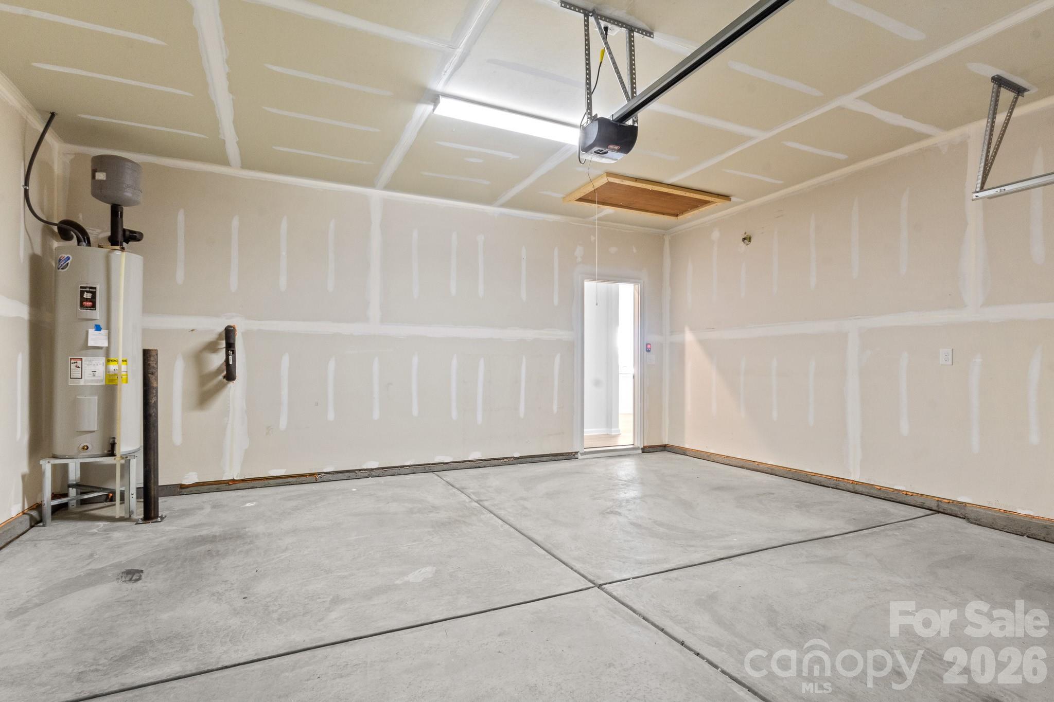 5041 Markfield Lane — Monroe