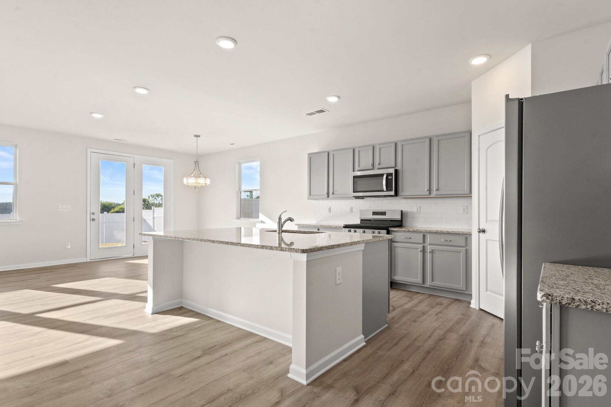 5041 Markfield Lane — Monroe