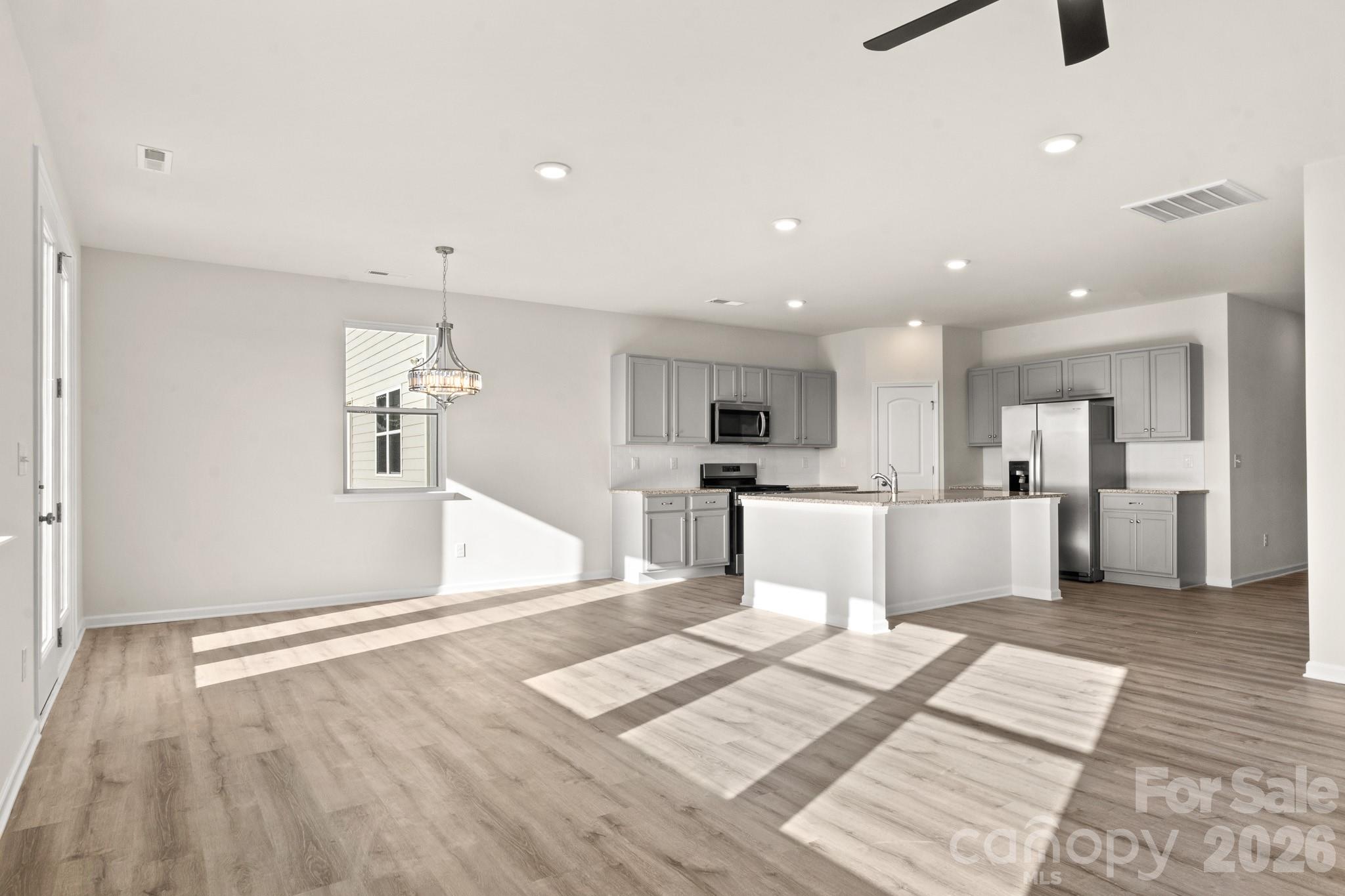 5041 Markfield Lane — Monroe