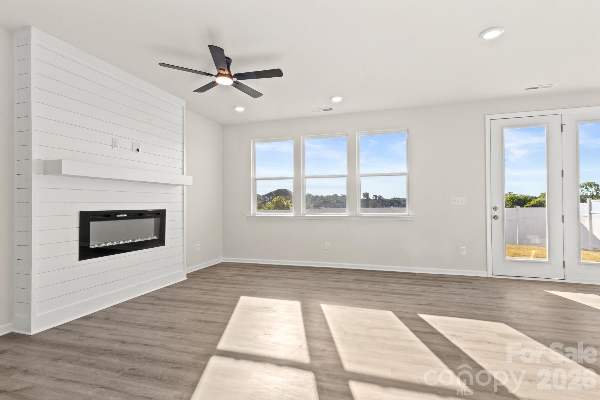 5041 Markfield Lane — Monroe