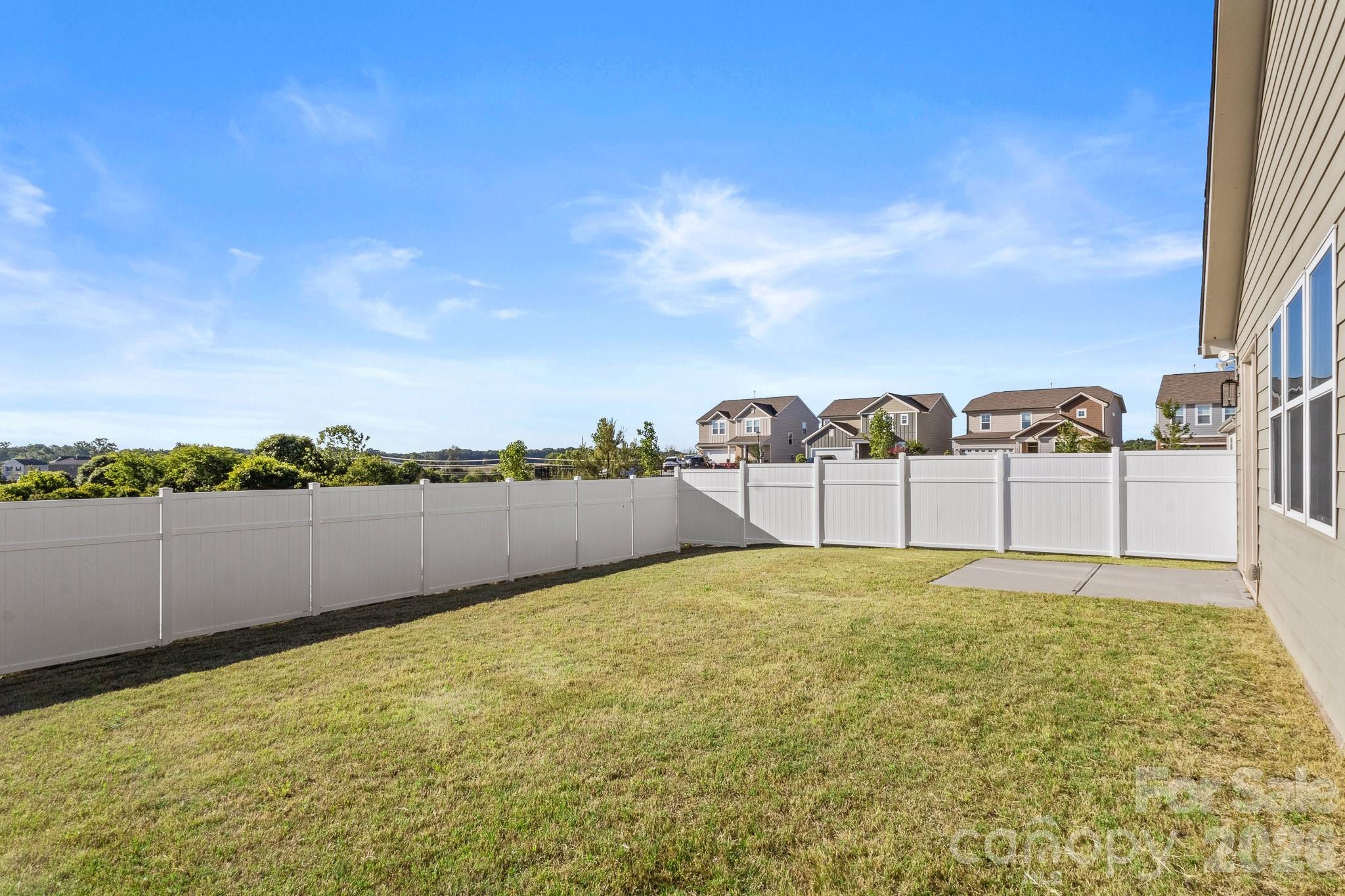 5041 Markfield Lane — Monroe