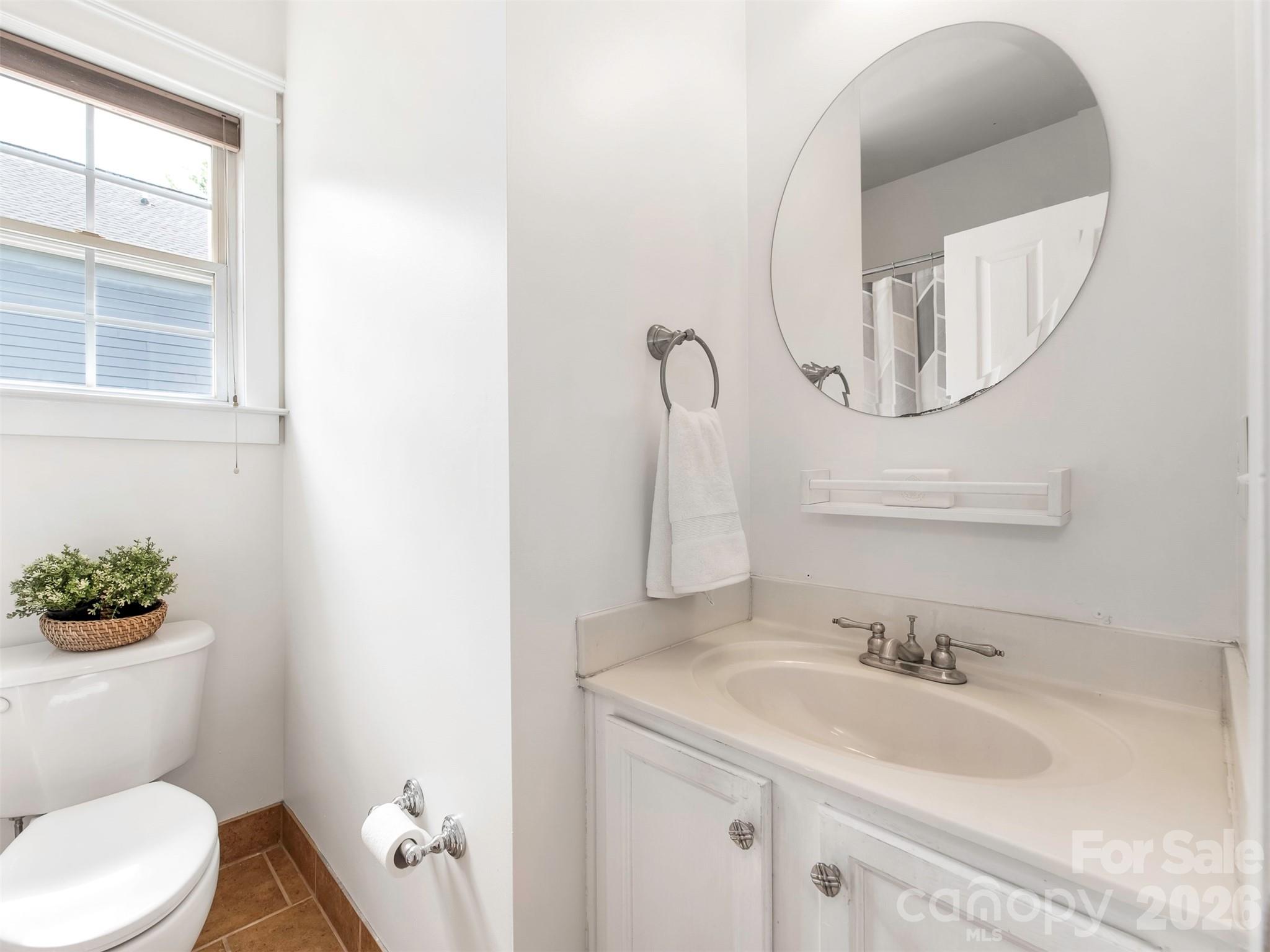 8214 Ballymore Court — Huntersville