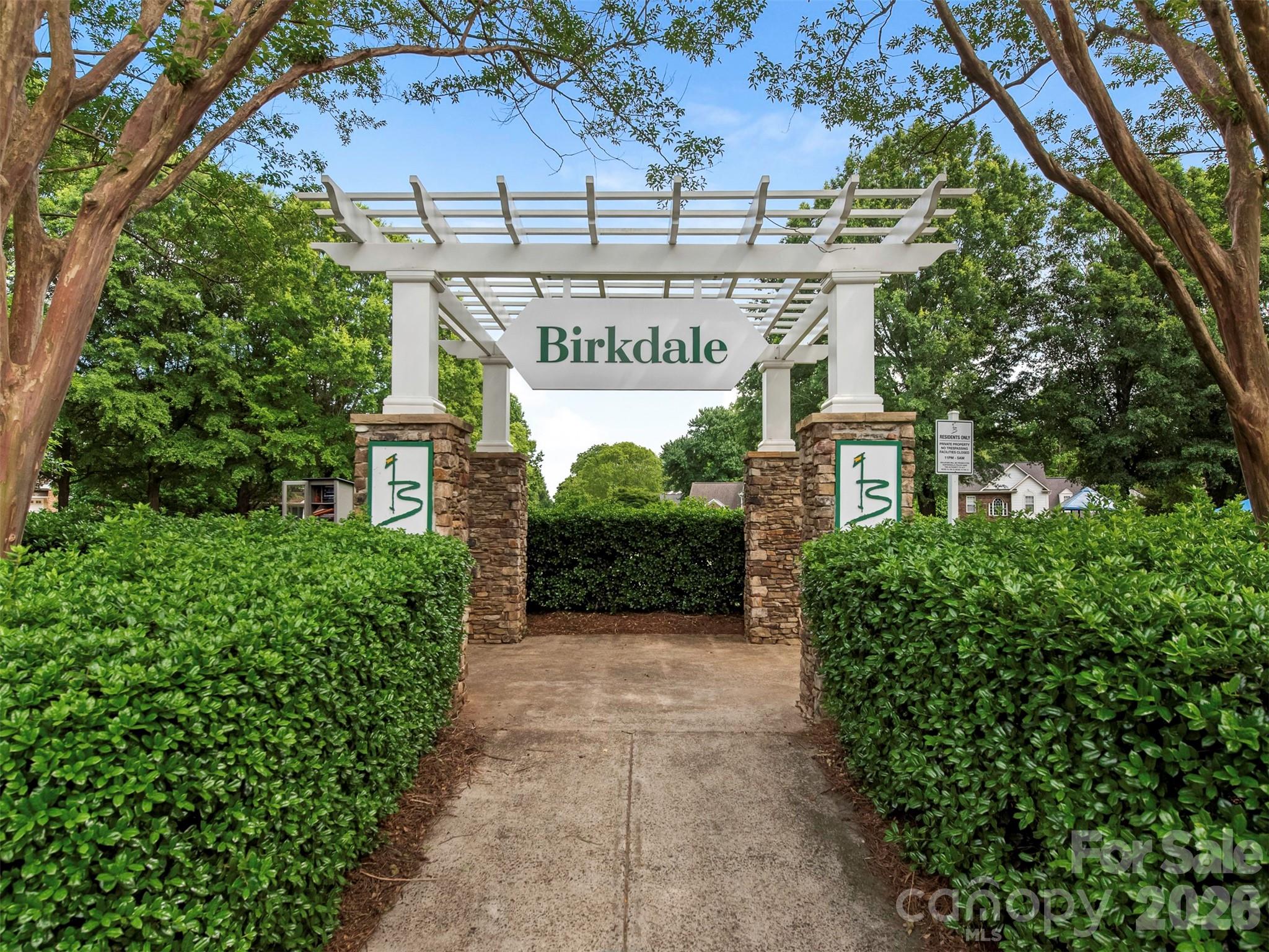 8214 Ballymore Court — Huntersville