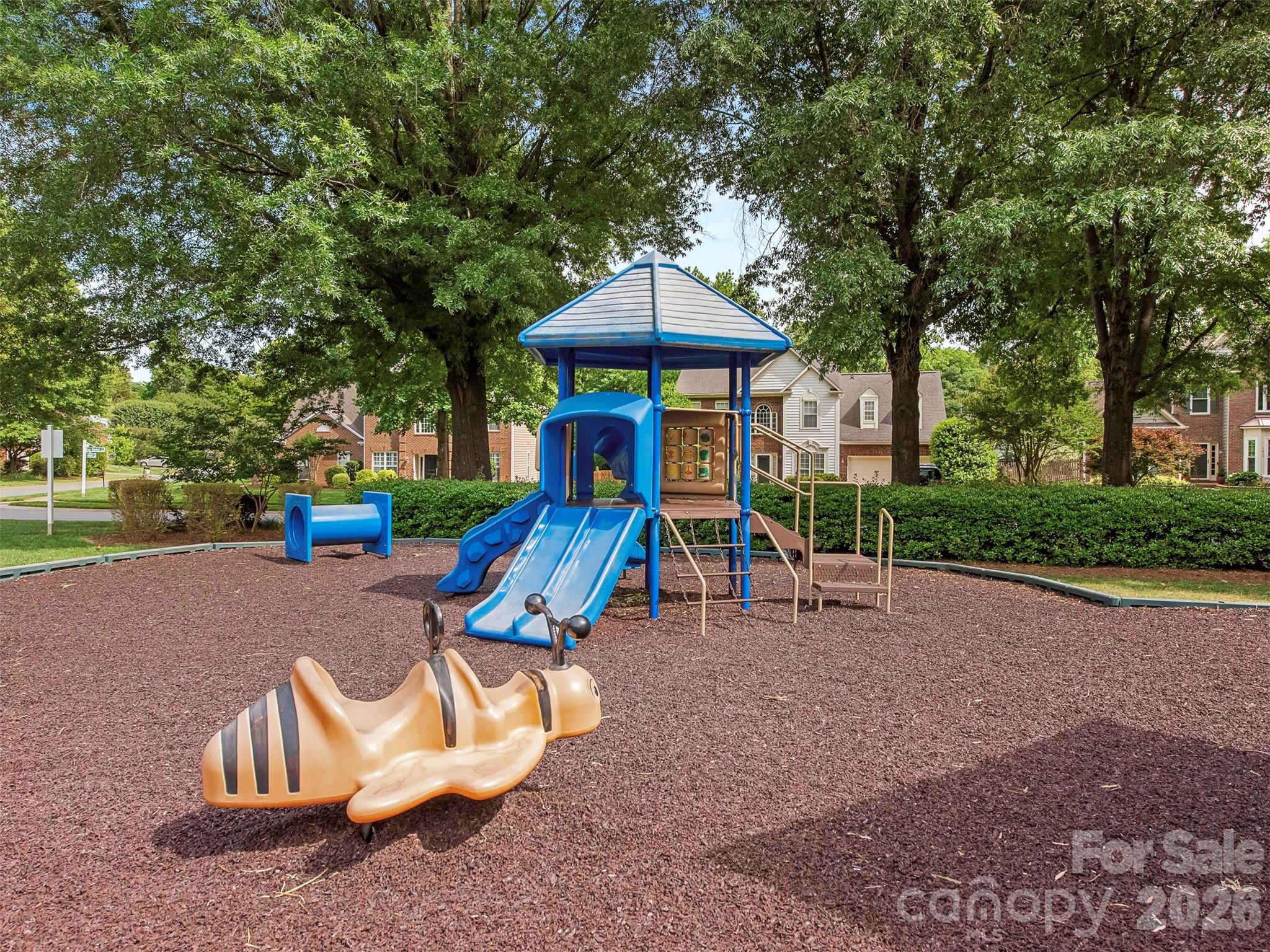 8214 Ballymore Court — Huntersville